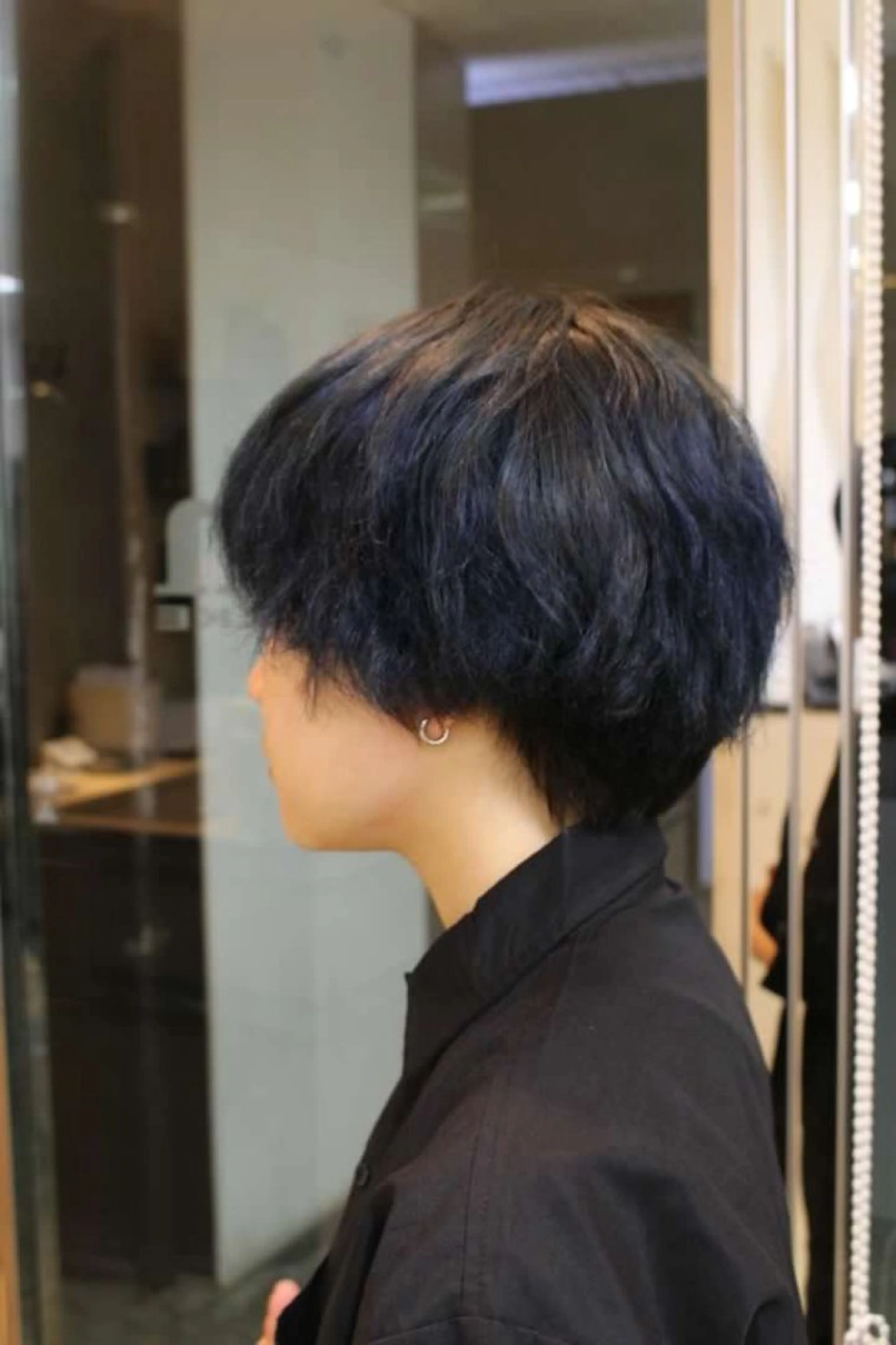 ショート カラー ネイビーカラー ヘアカラー 艶髪カラー/ 怜音のヘアスタイル