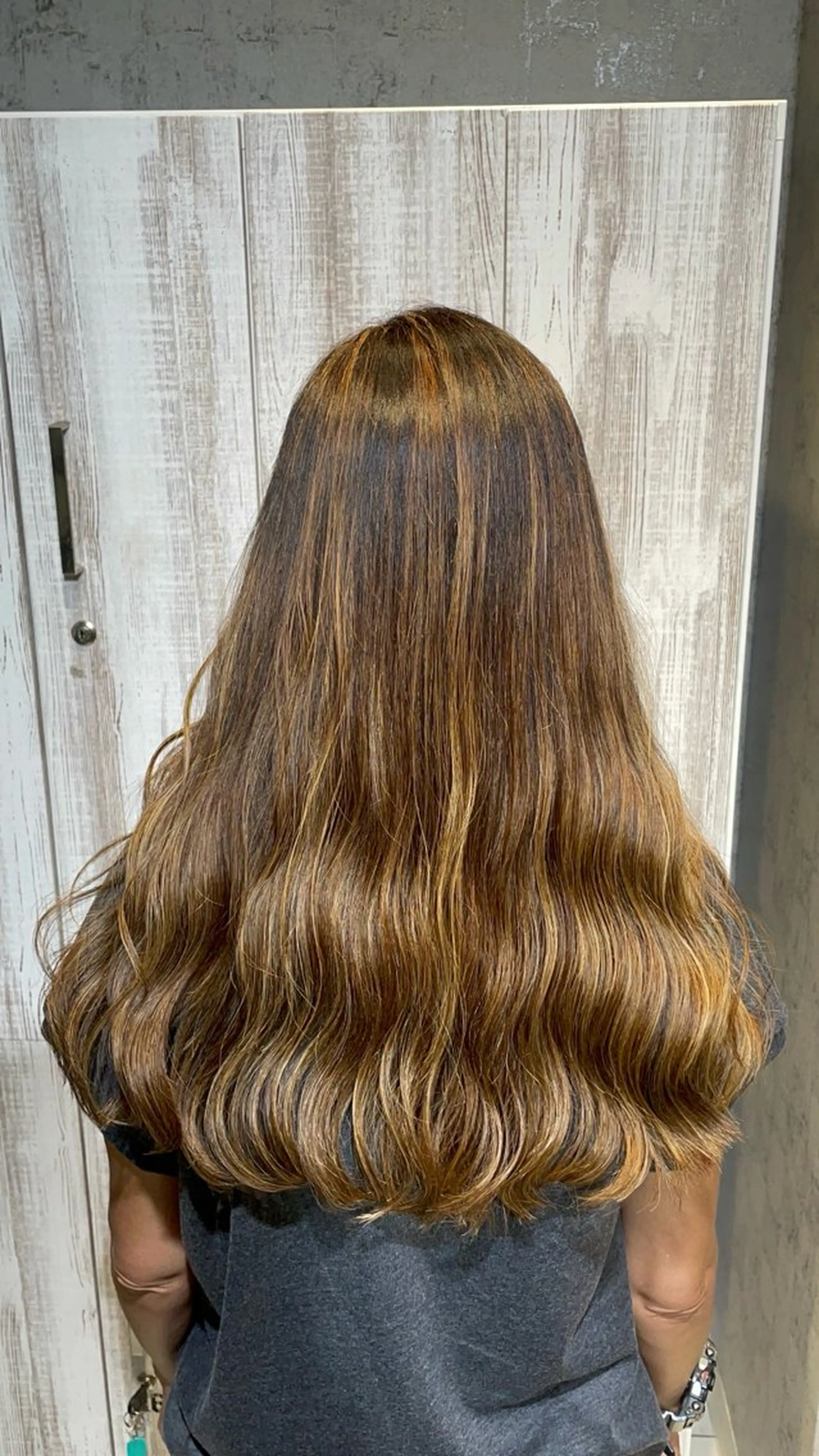 ロング カラー ハイライトカラー ハイライト ヘアカラー 【代表】🌟全てお任 せください🌟平川のヘアスタイル