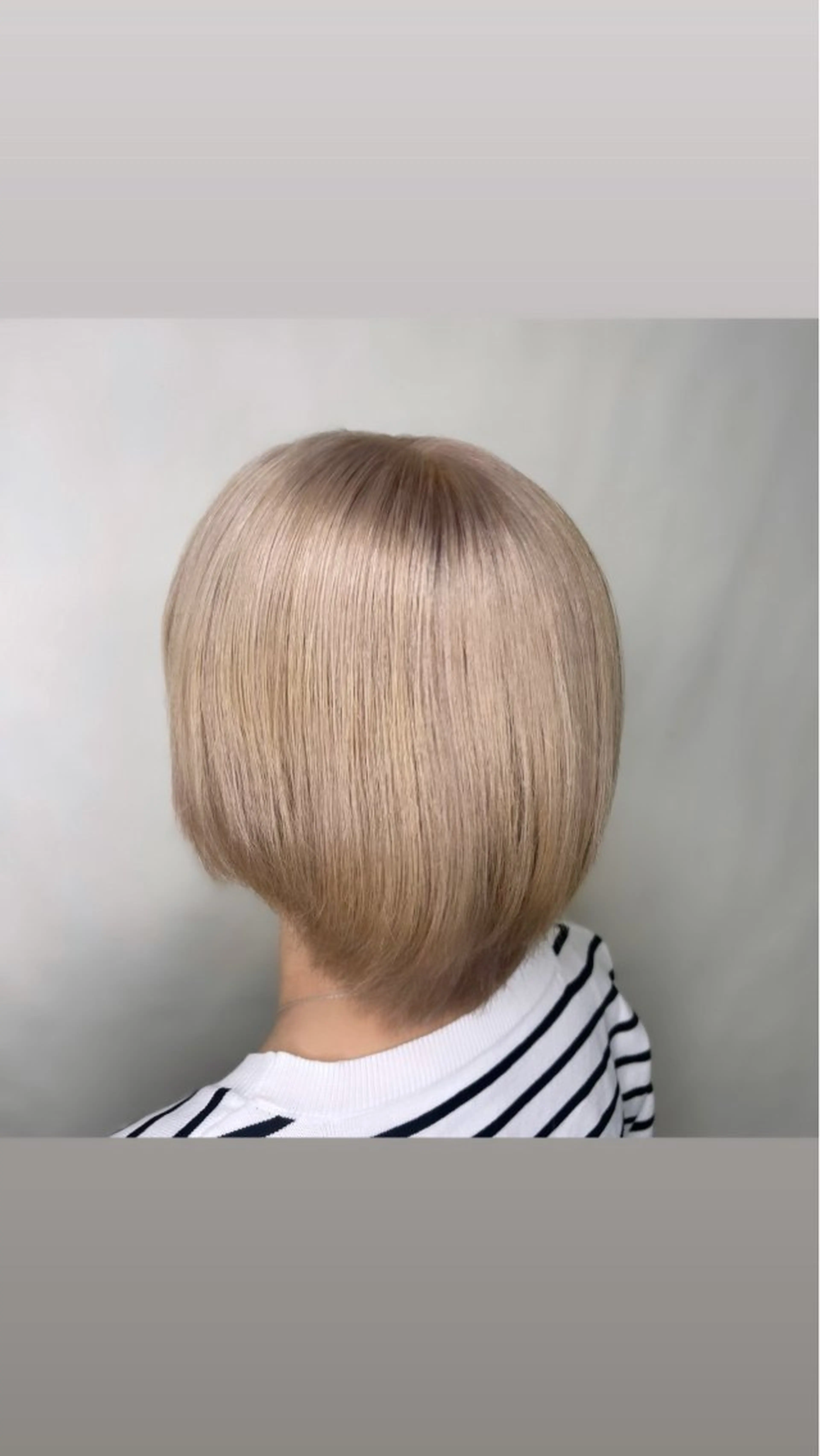 ショート カラー ベージュカラー ブリーチ TACE新宿所属・tace新宿 めいのヘアスタイル