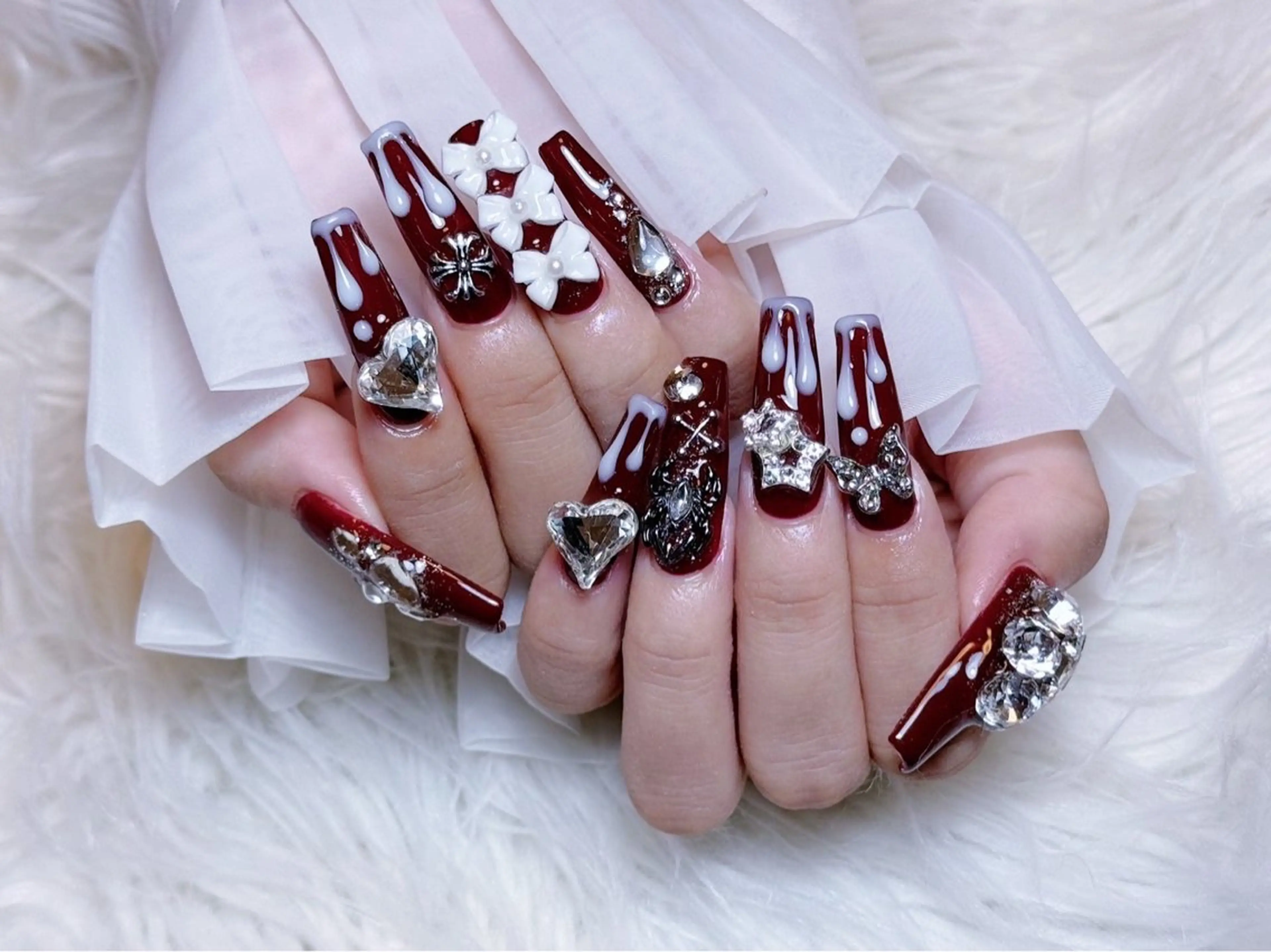 ネイル ハンドネイル ☁️Yun nail KiKi☁️のネイルデザイン