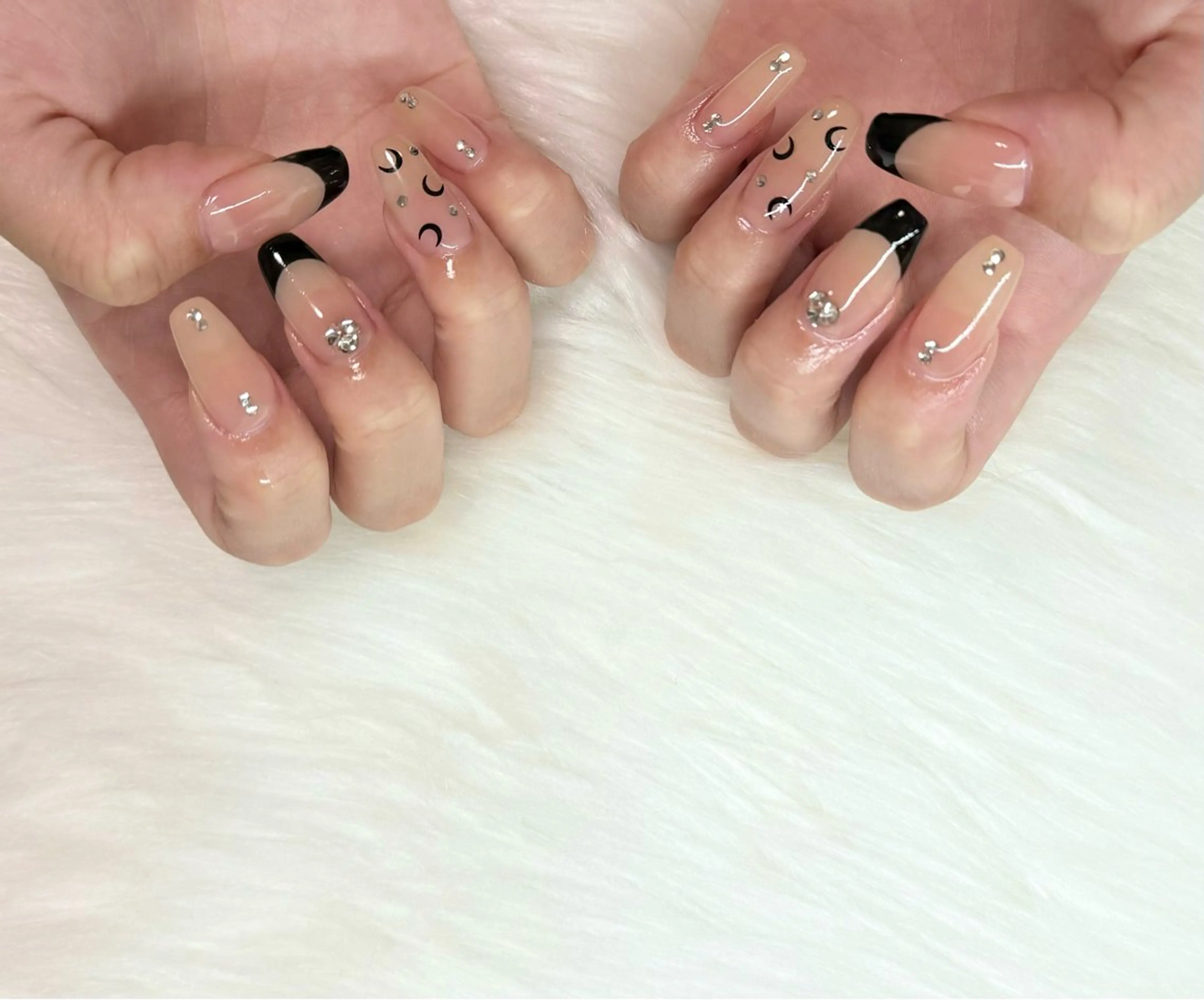 ネイル nailsalon R.のネイルデザイン