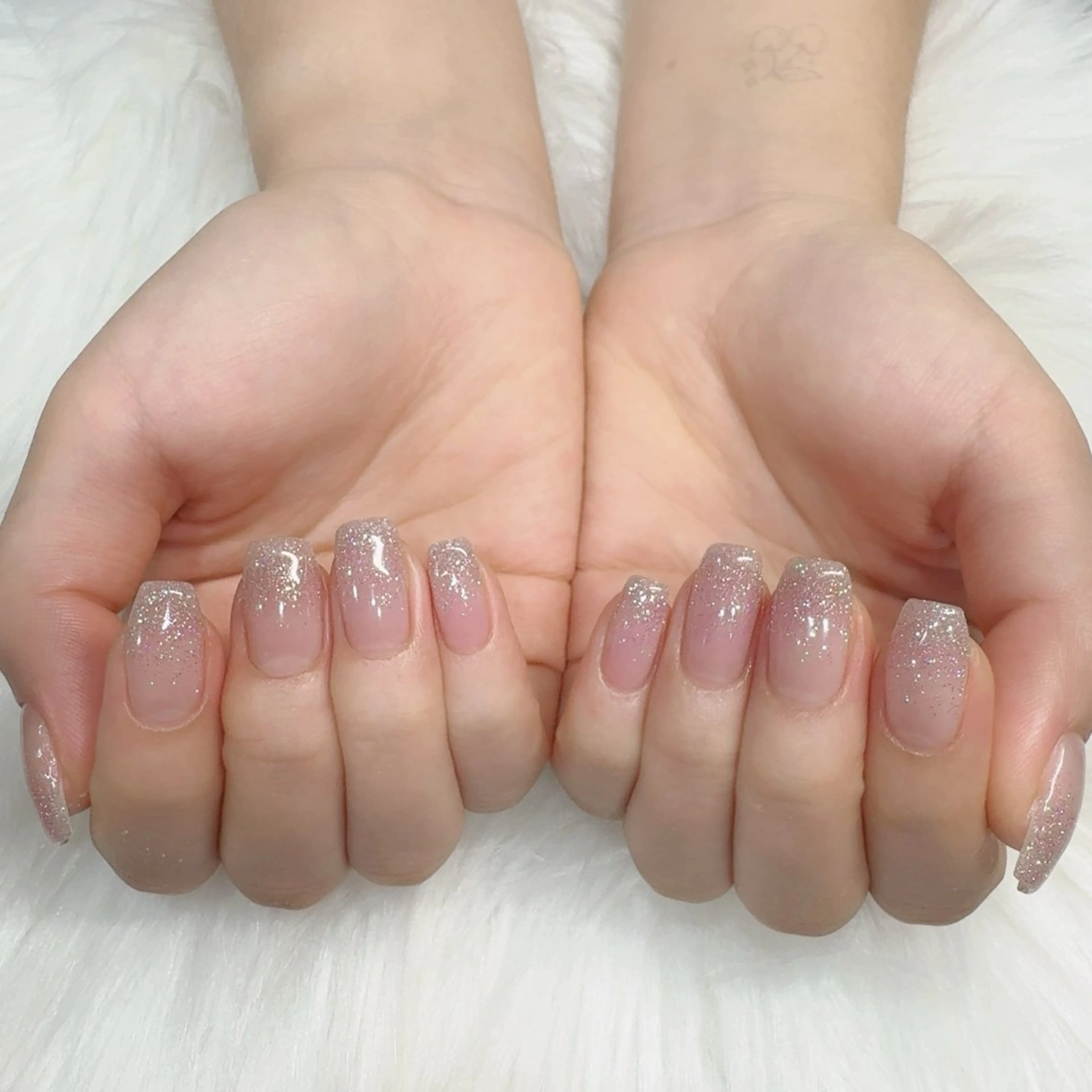 ネイル ハンドネイル 小野澤 紗智のネイルデザイン