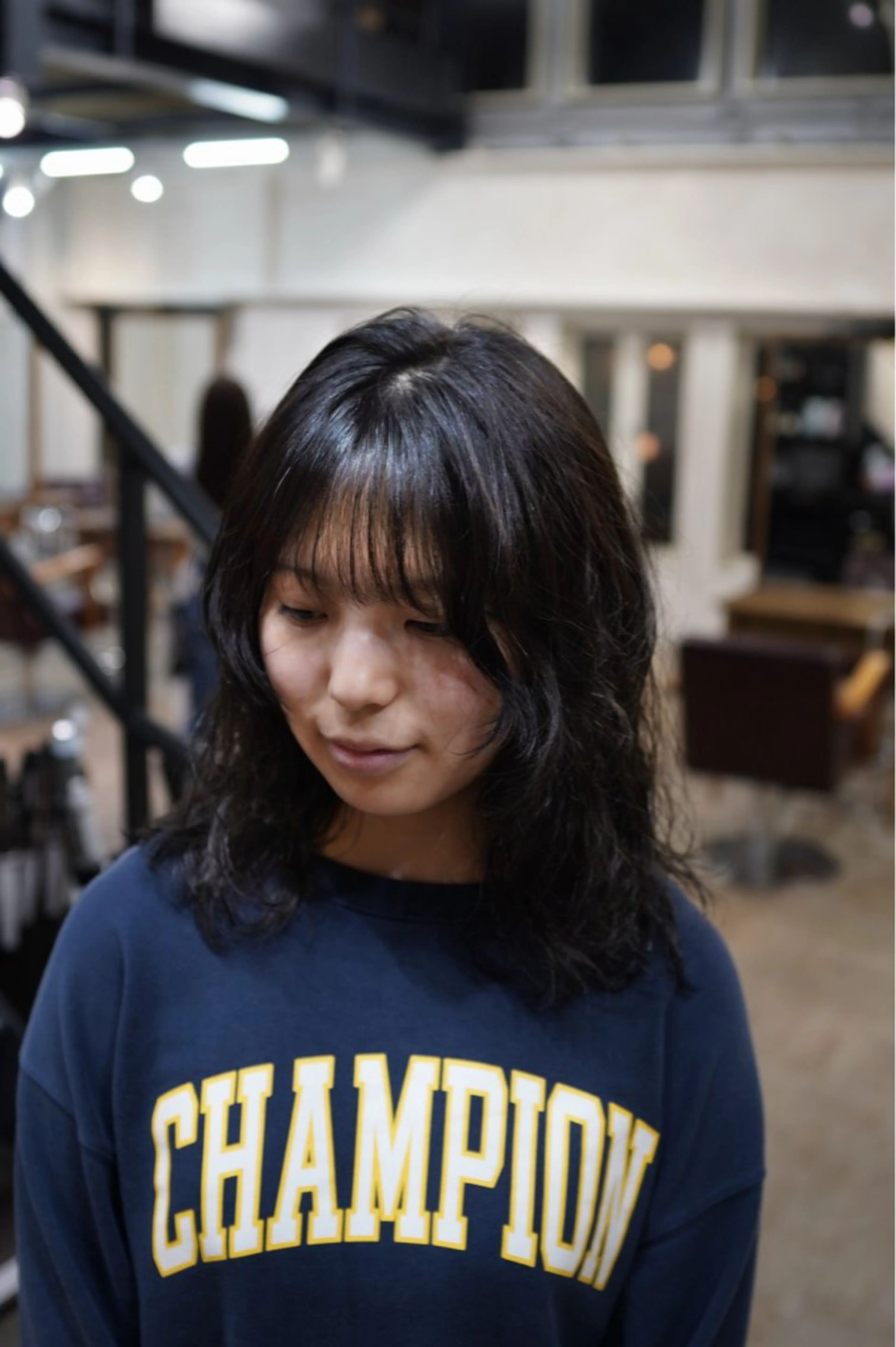 ミディアム カラー パーマ アッシュ 傷まないブリーチ🪽 /大図みらいのヘアスタイル