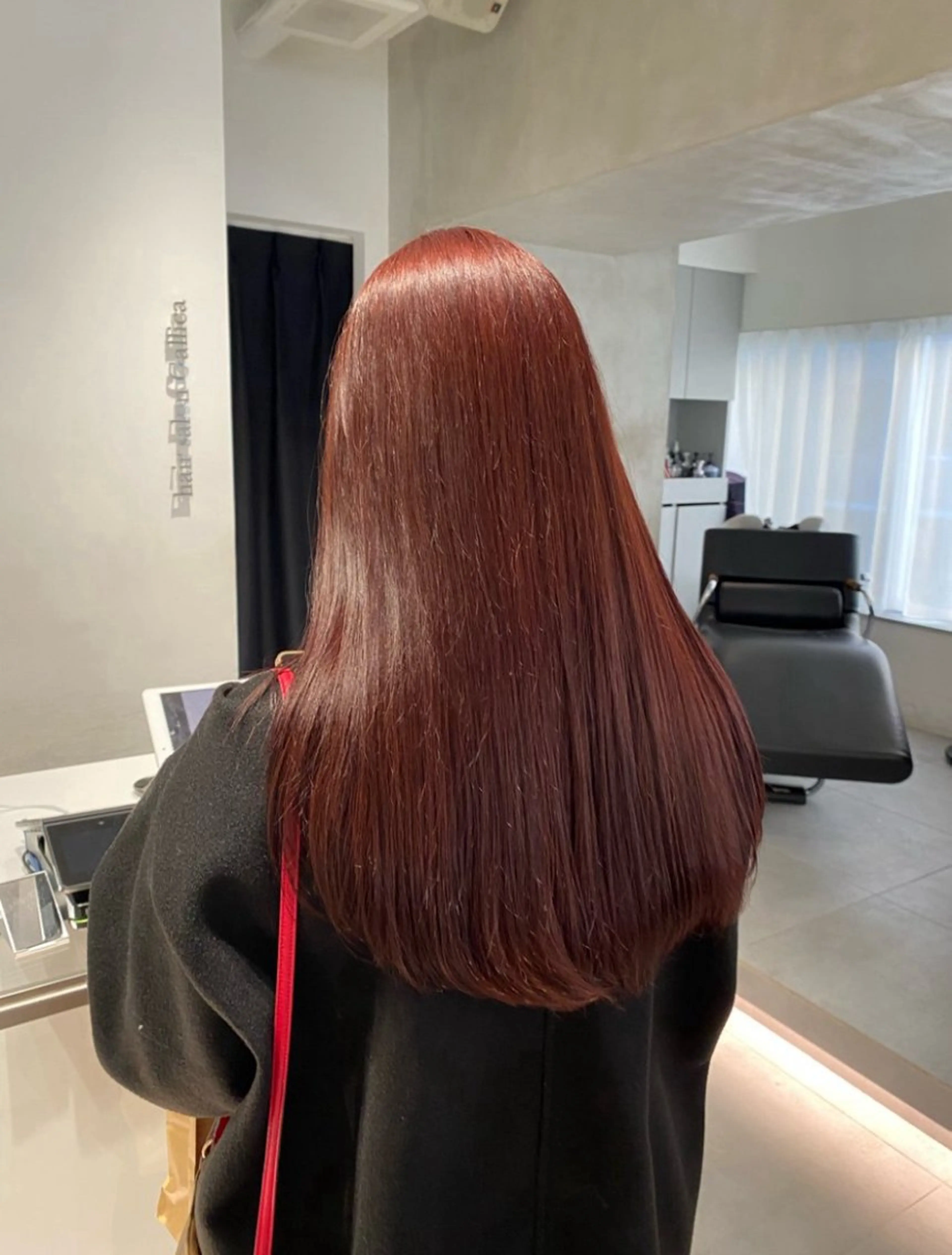 ロング カラー ヘアカラー トリートメント ヘッドスパ ヘアセット 小顔ショート✨️ RIEのヘアスタイル