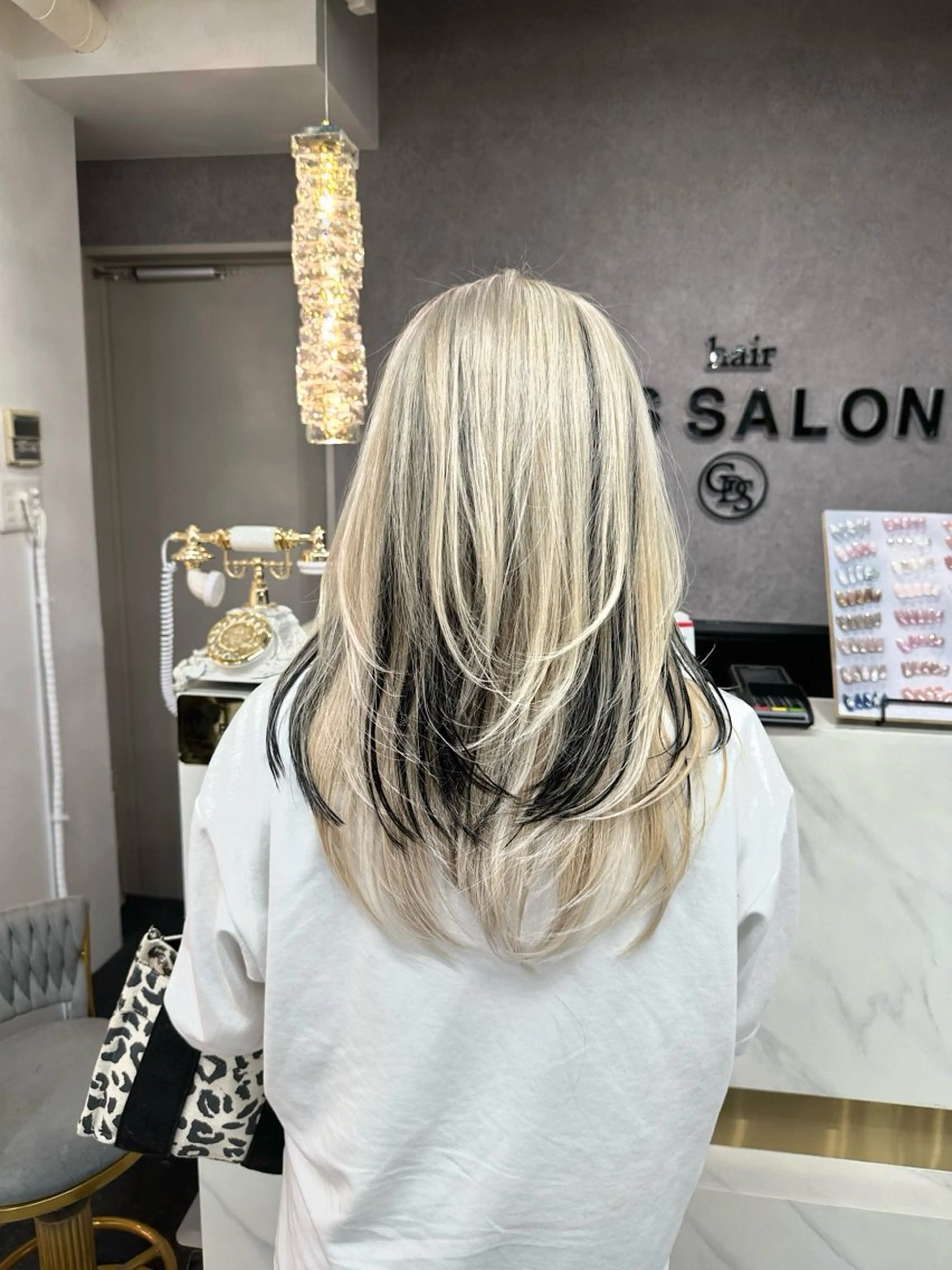 ロング エクステ ヘアカラー デザインカラー🌈 NAOTOのヘアスタイル