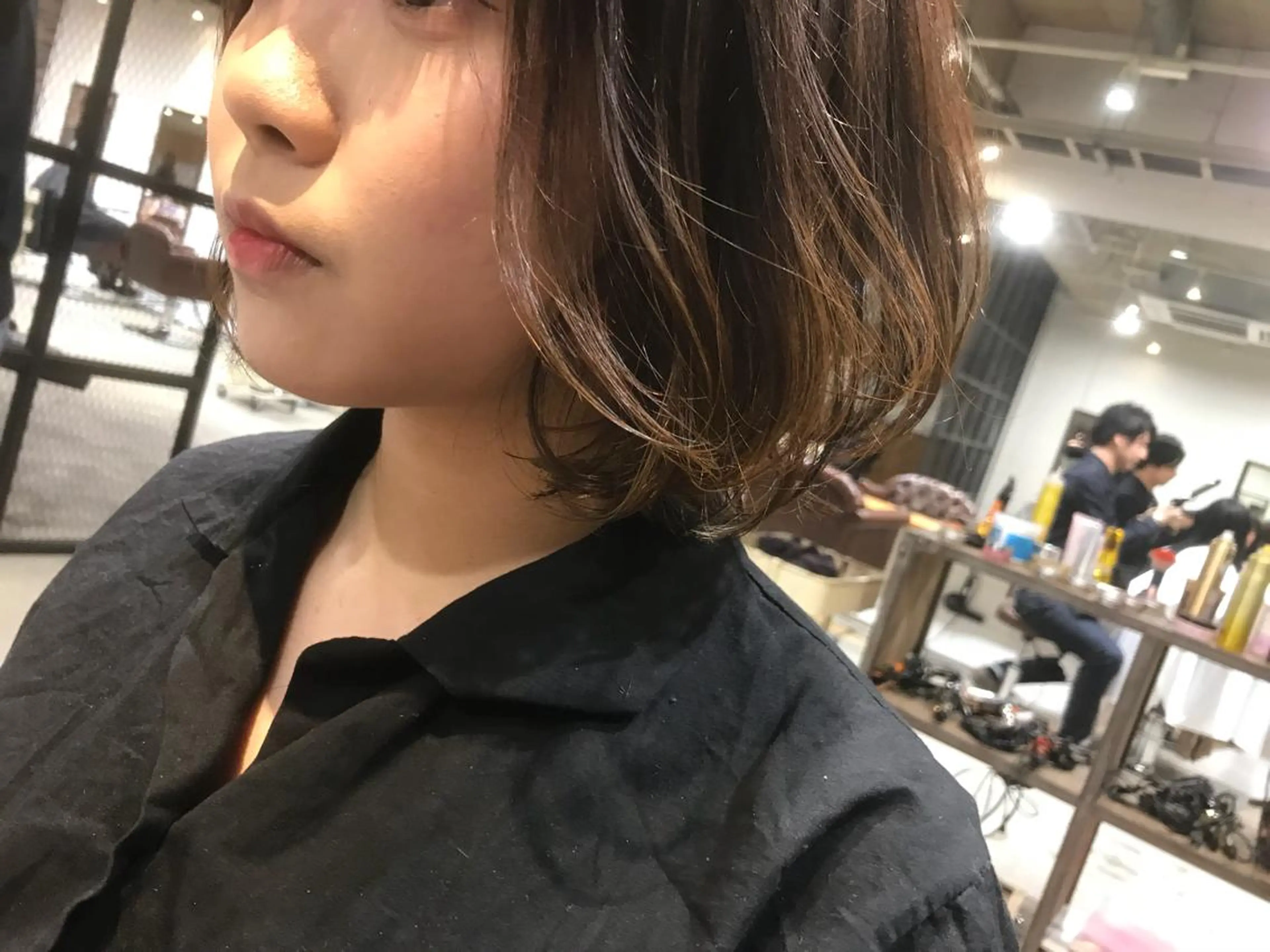 ショート カラー アッシュ ベージュカラー ブリーチ ブリーチなしカラー 竹嶌 健吾のヘアスタイル