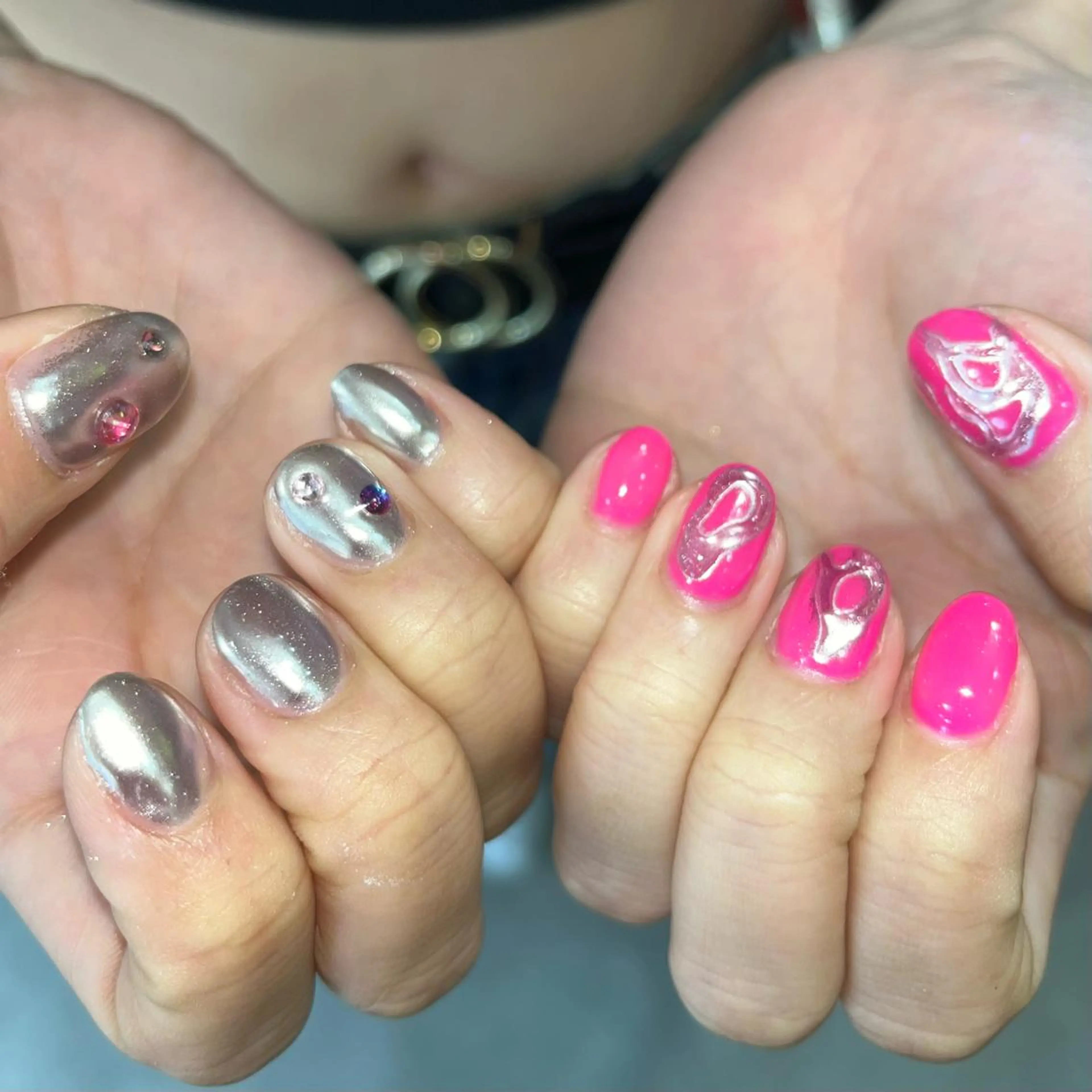 ネイル 🪐富島彩夏 /海外nail🪐のネイルデザイン