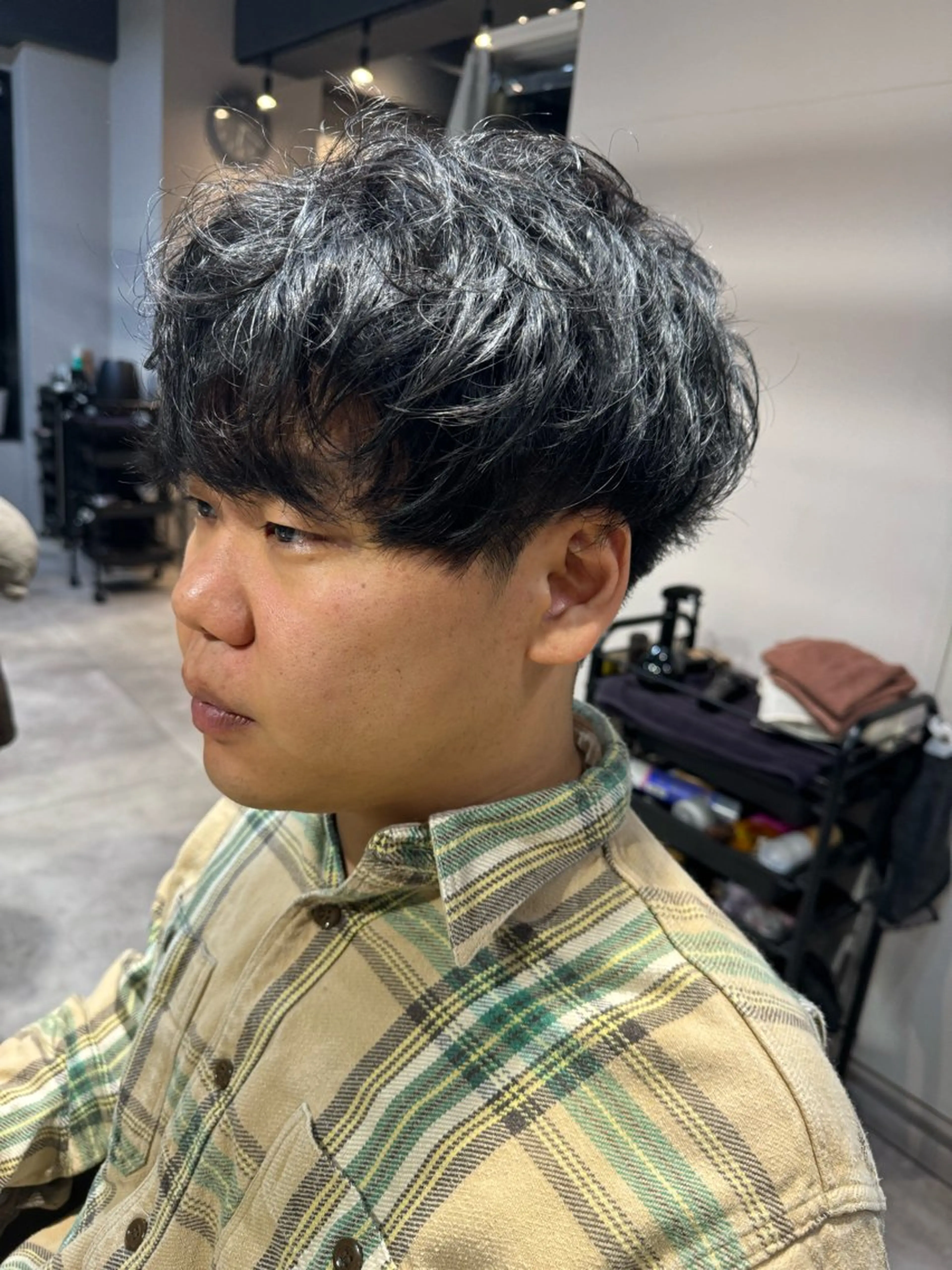 ミディアム メンズ ミディアムパーマ マッシュ メンズパーマ カット ヘッドスパ Dxxxx III所属・オシャレ女性目線の 大人メンズ❁⃘*.ﾟのヘアスタイル