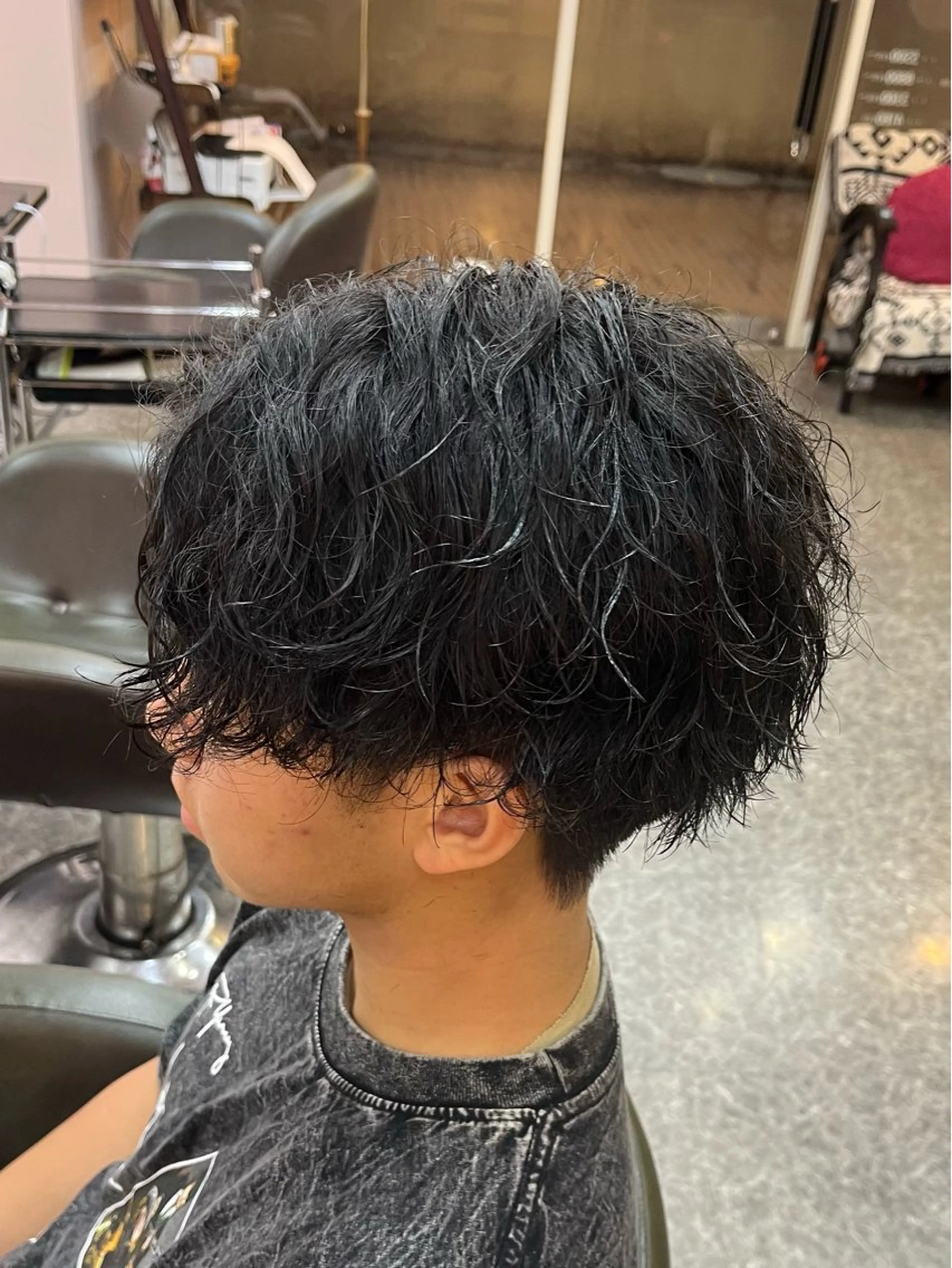 ミディアム パーマ CuMARi所属・歴7年🔥メンズ専門 100％満足させますのヘアスタイル