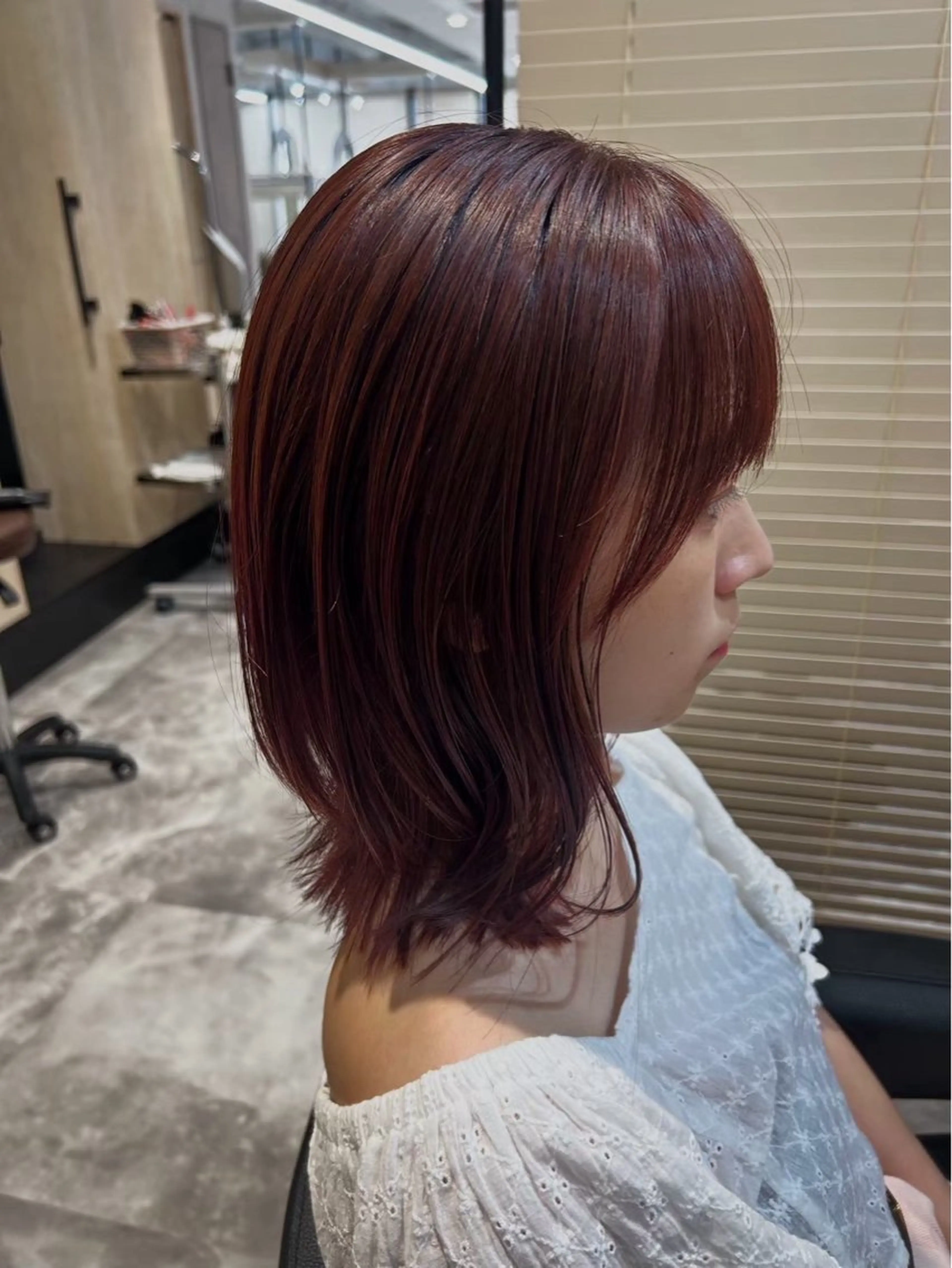 ミディアム カラー ヘアカラー トリートメント 透明感、艶カラー✨新 規様クーポン有西澤駿のヘアスタイル