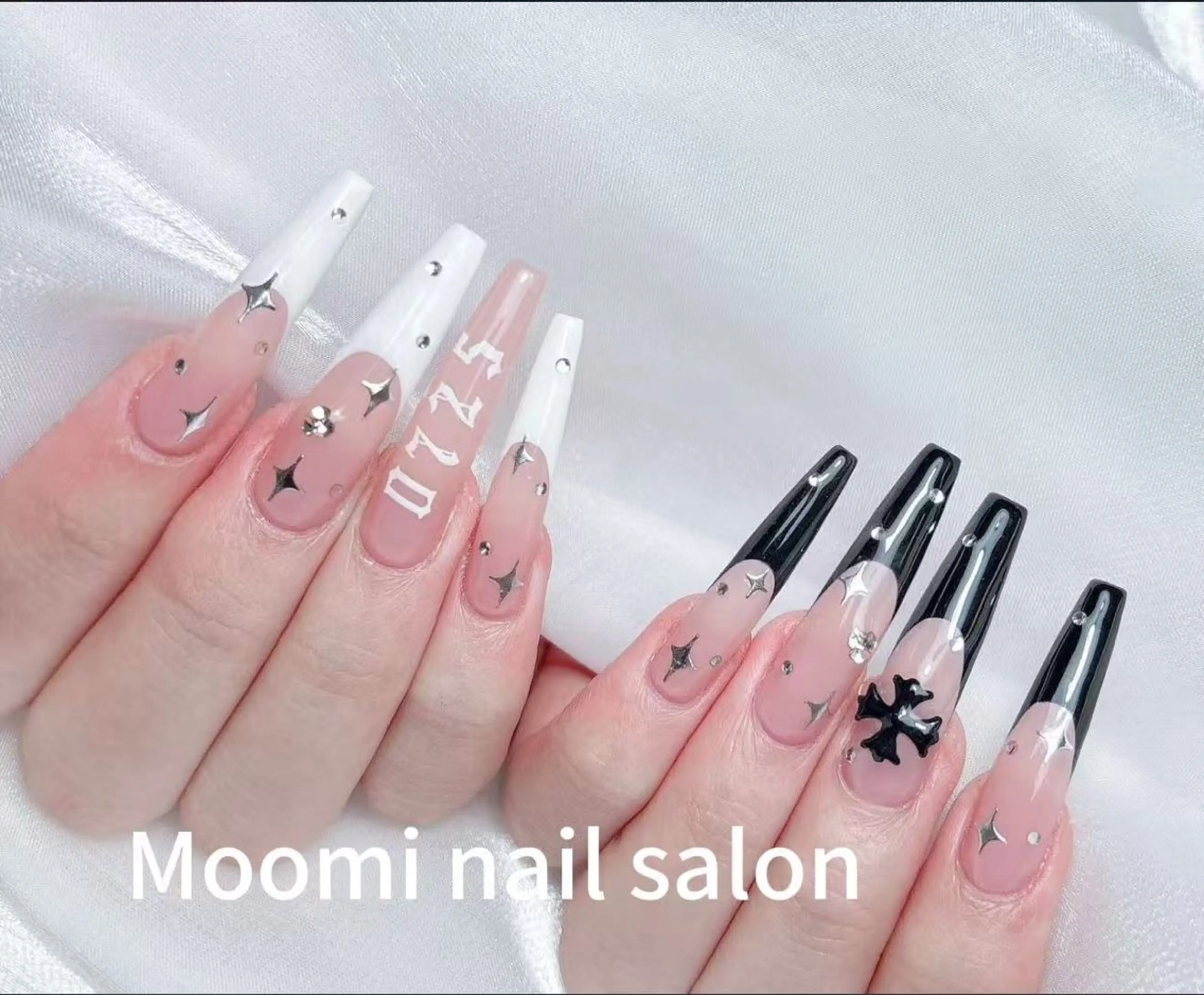 ロング ハンドネイル moomi ゆりのネイルデザイン