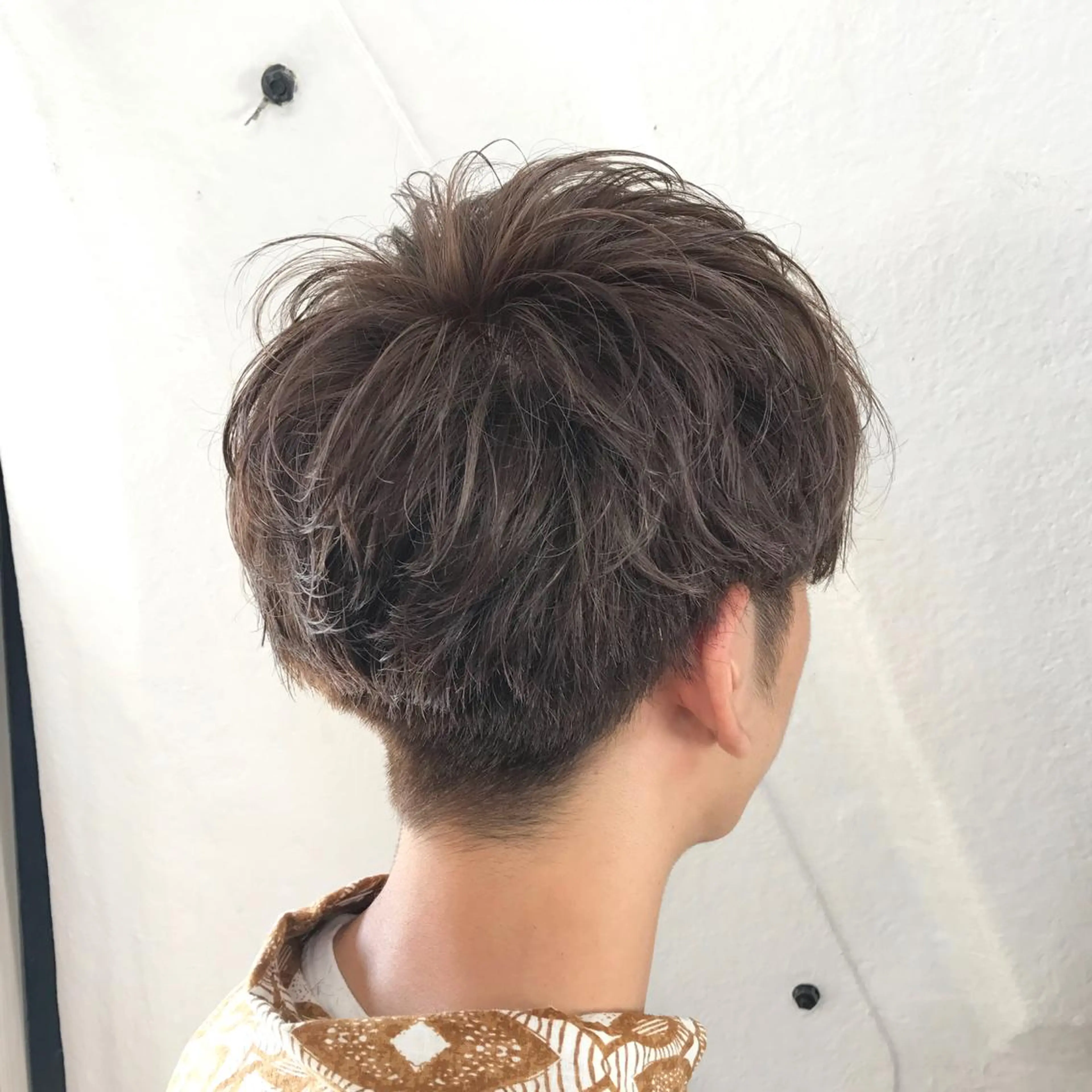 カラー メンズ メンズハイライト メンズパーマ グレージュ ハイライトカラー サロウィン所属・K-POP好き美容師 🇰🇷Kai.Yのヘアスタイル