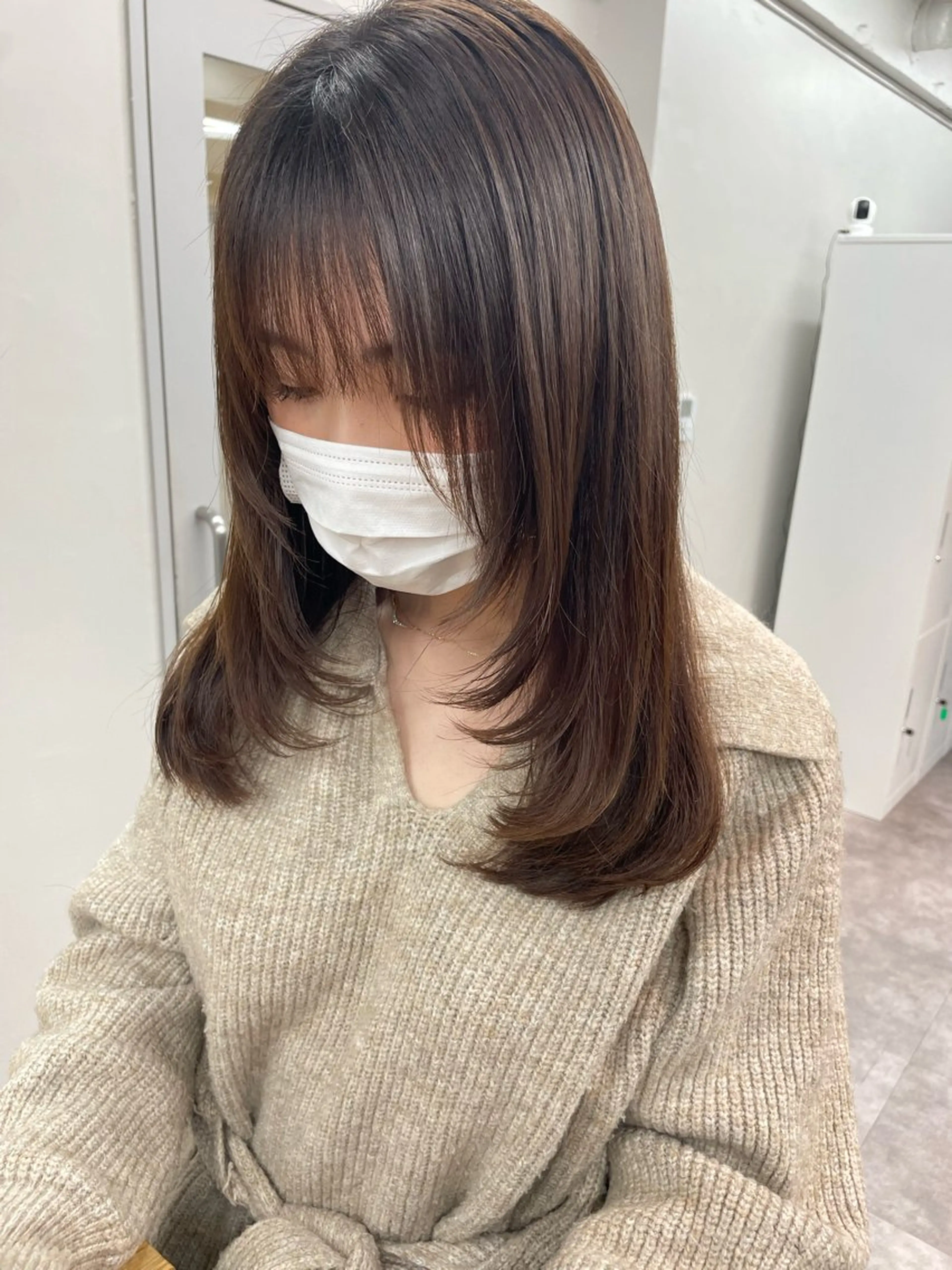 セミロング カラー 🌸柔らかハイトーン 🧃Shionのヘアスタイル