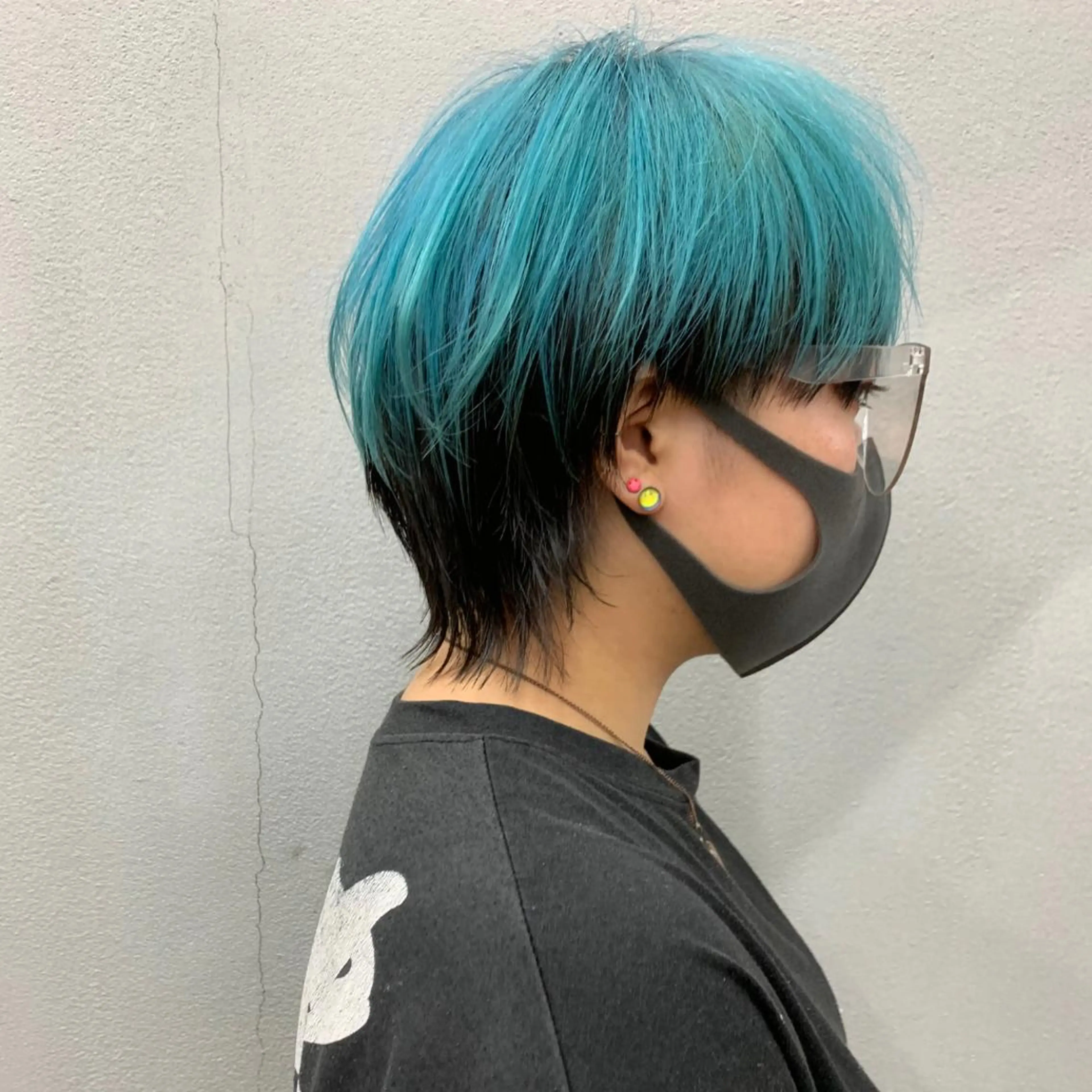 ショート カラー 黒髪 カット トリートメント お顔まわりカット🌱 emo.村松泉綺のヘアスタイル