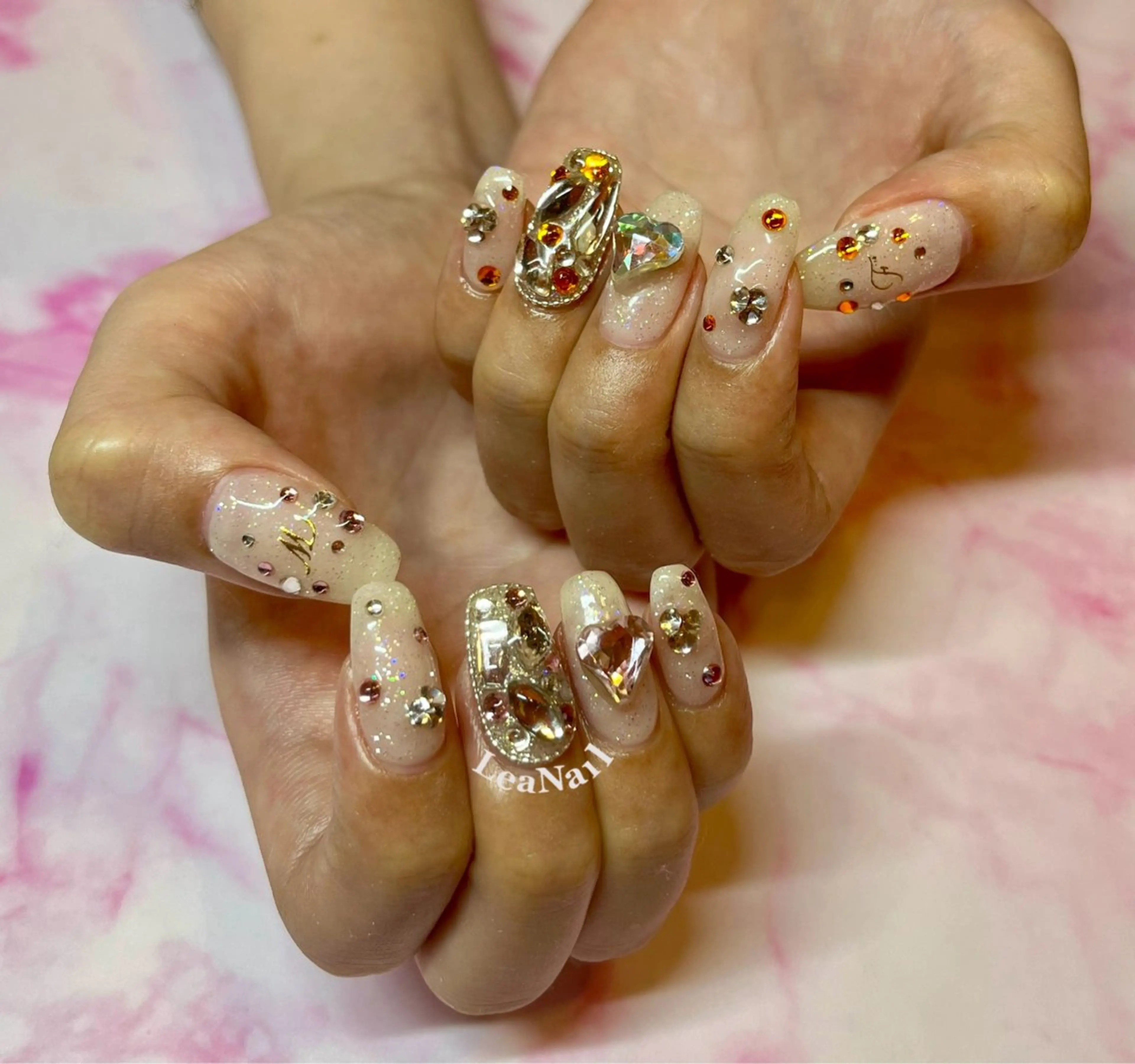 ネイル おそろいネイル ハンドネイル Lea Nailのネイルデザイン