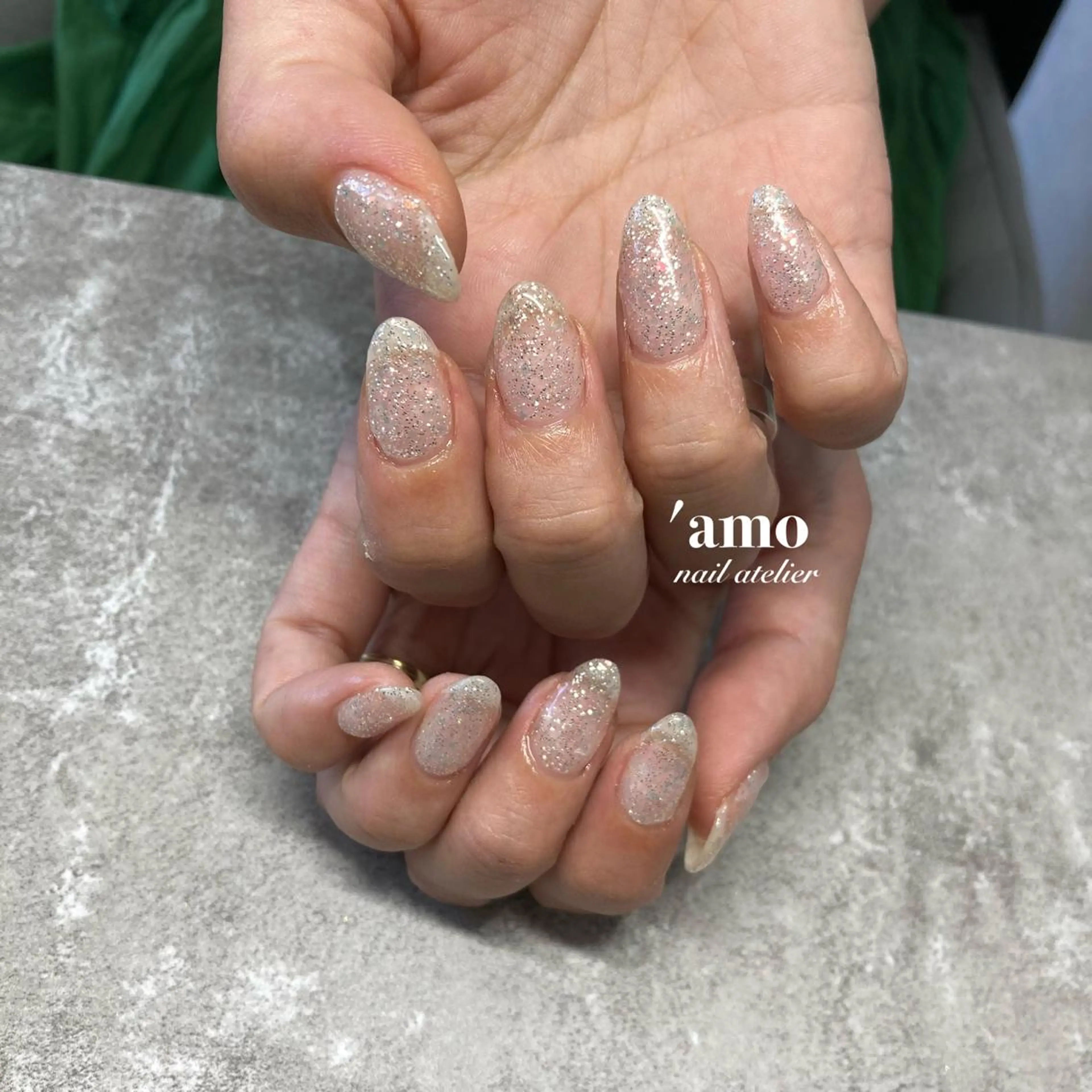 ネイル フットネイル ジェルネイル キラキラネイル ラメ(グリッター) ニュアンスネイル 'amo nail atelierのエステ・リラクイメージ