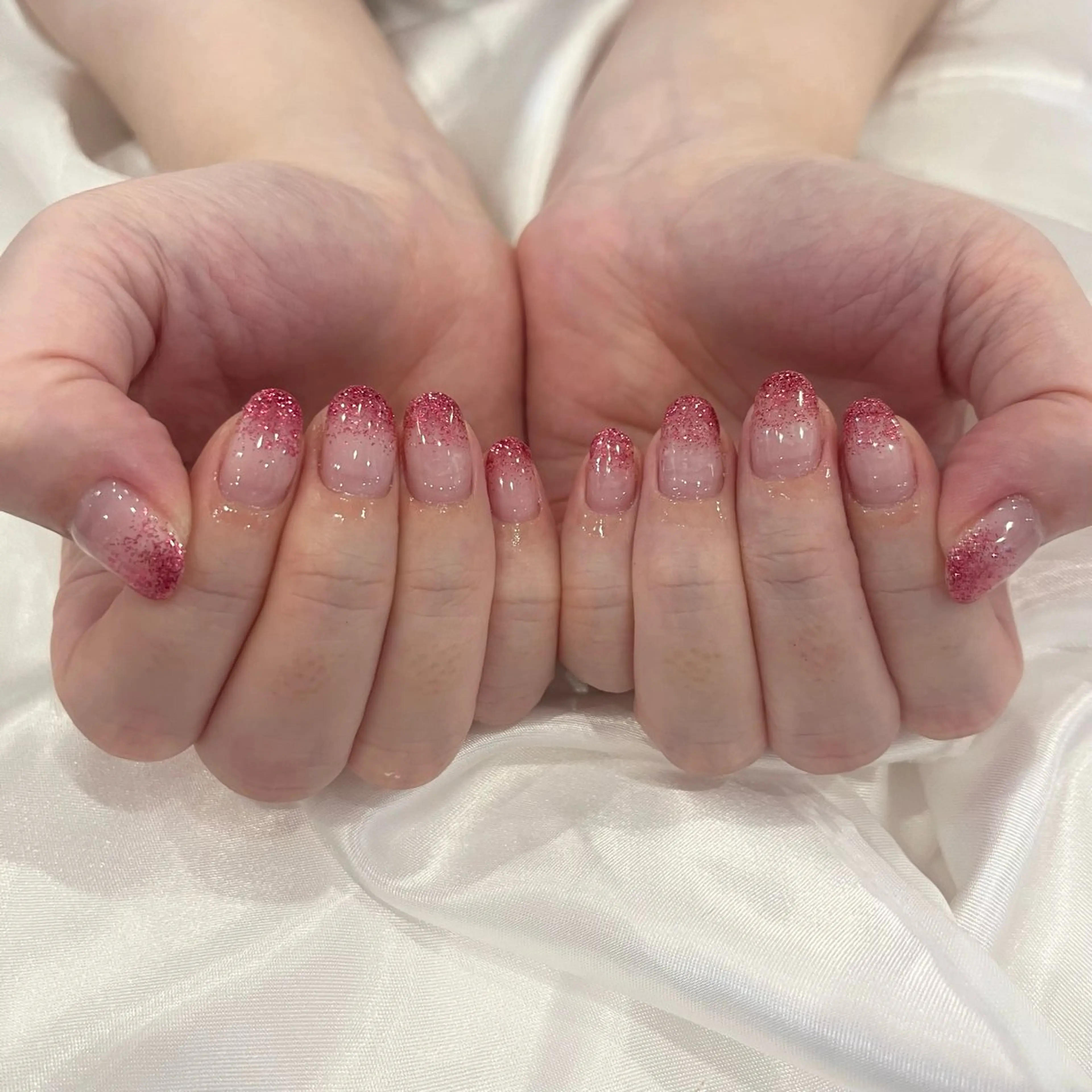 ネイル ラメ(グリッター) ラメグラデーション ピンク ハンドネイル ♡Tajima Yumeka♡のネイルデザイン