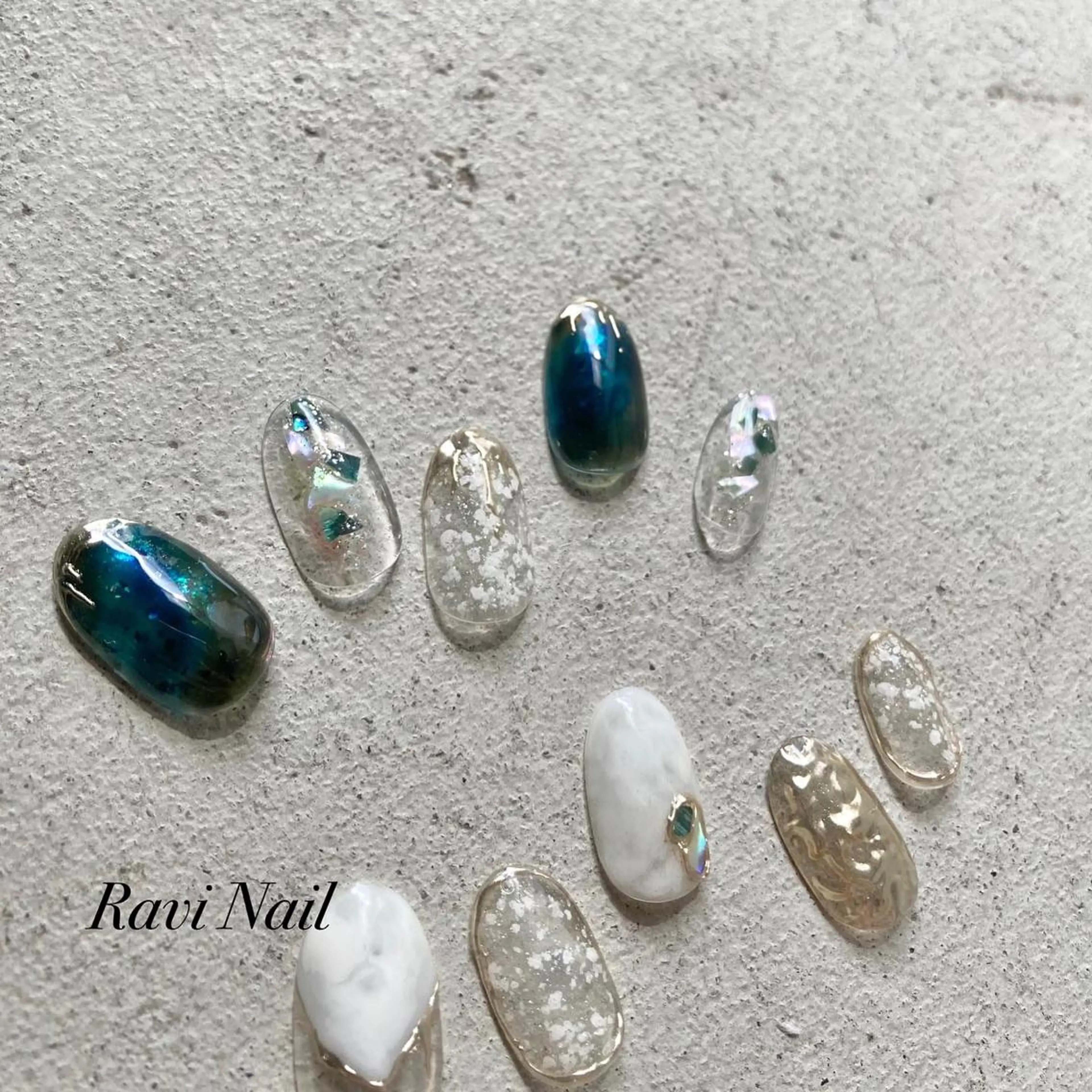 ネイル ハンドネイル U. Minakoのネイルデザイン