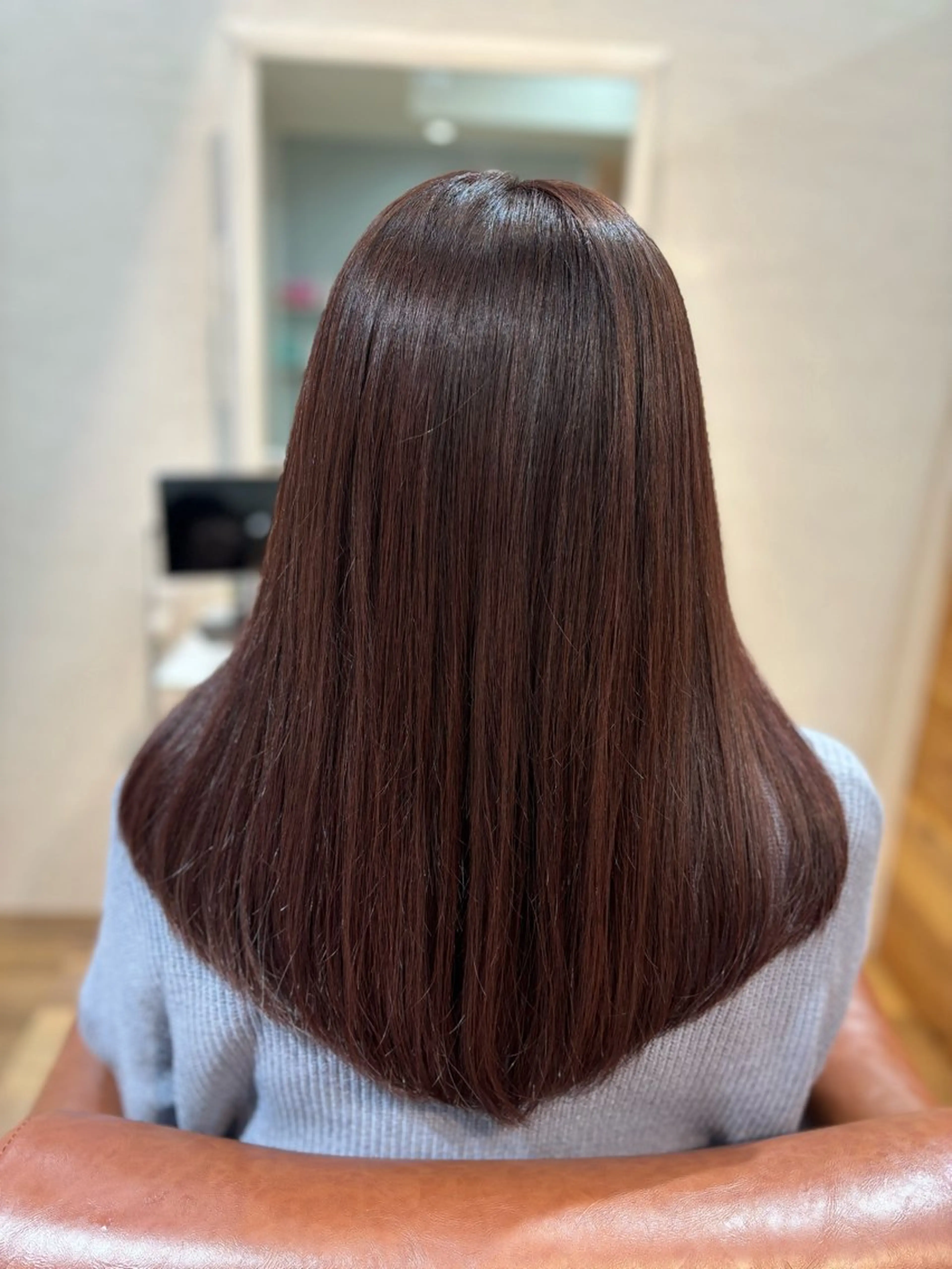 ロング カット ヘアカラー LEEK ［リーク］ 石原愛里のヘアスタイル