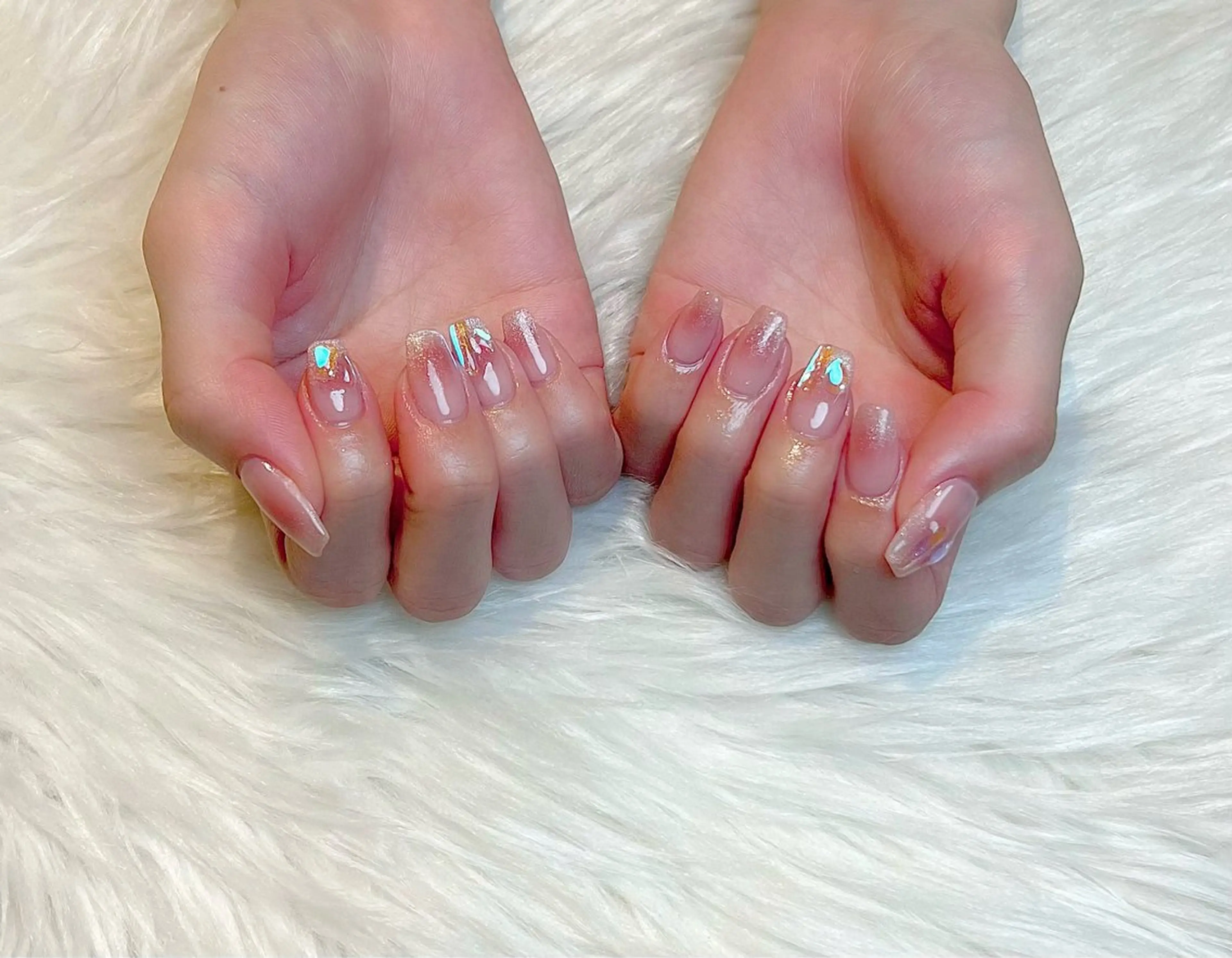 ネイル チークネイル グラデーション マグネットネイル ハンドネイル Lino+ ネイル&よもぎ蒸しのネイルデザイン