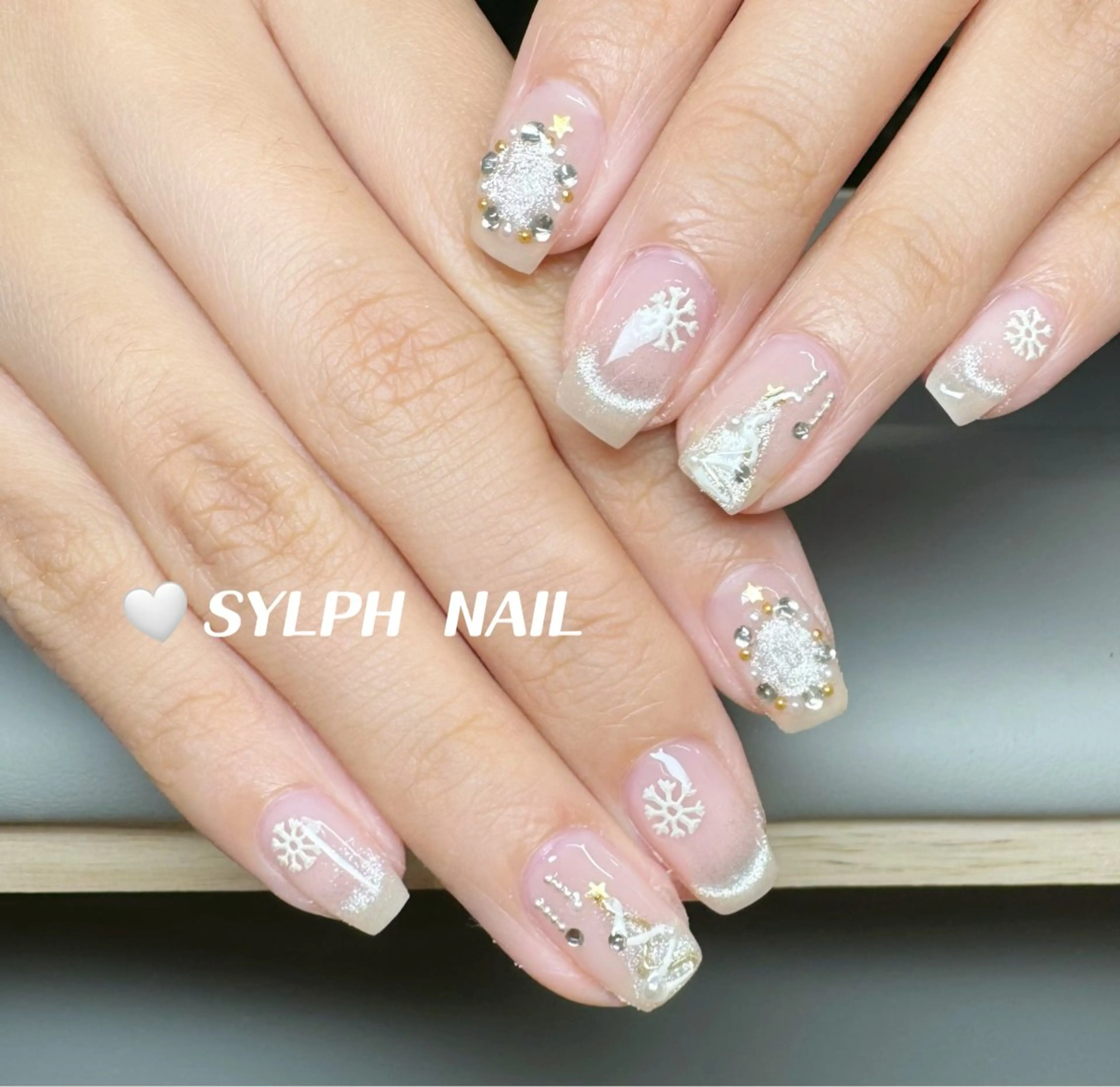 ネイル ハンドネイル Trend Nail シルフのネイルデザイン