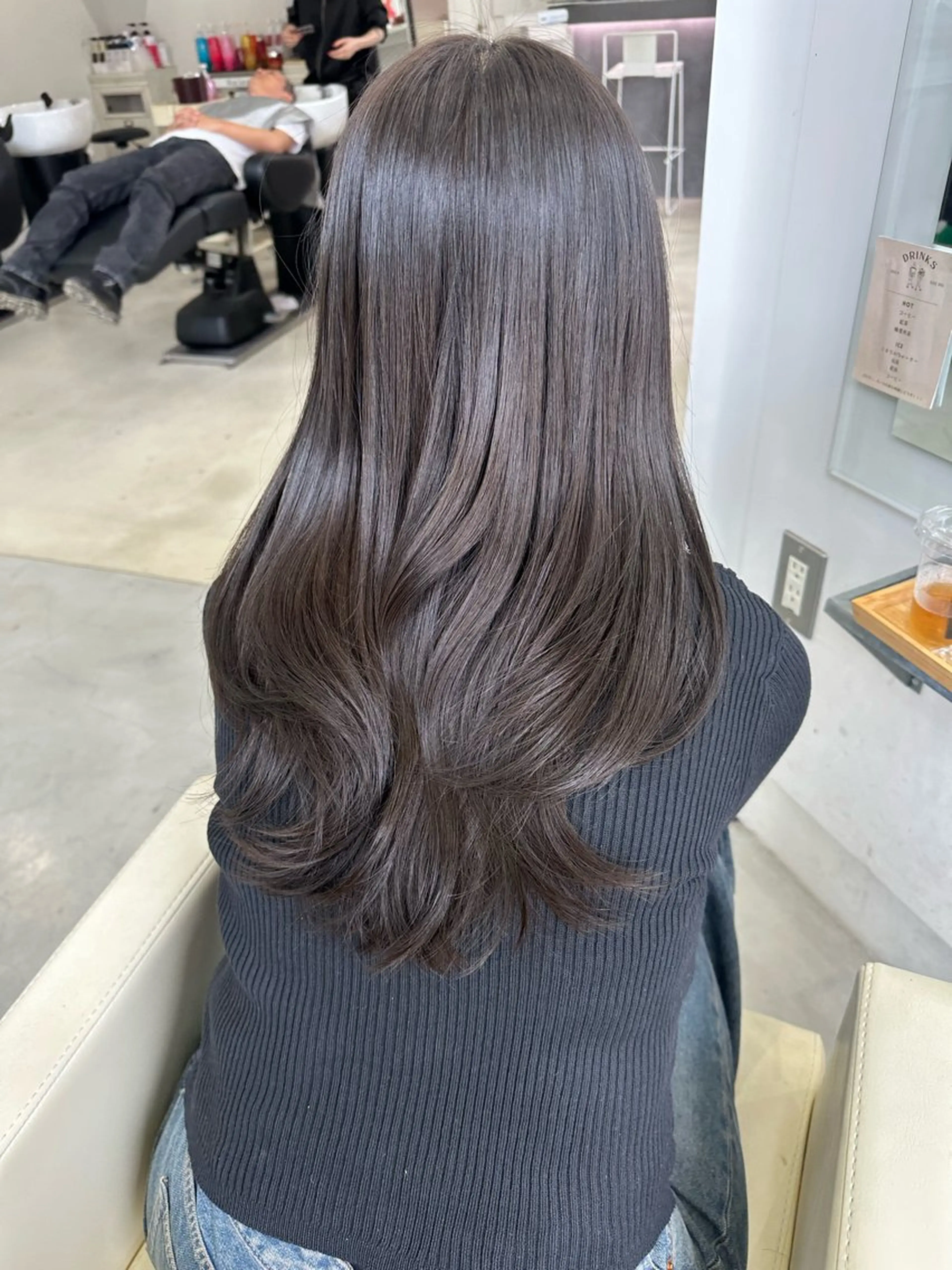 ミディアム カラー ボブレイヤー ベージュカラー ブリーチ ダブルカラー グレージュ カット ヘアカラー トリートメント SOLUA 岐阜のヘアスタイル