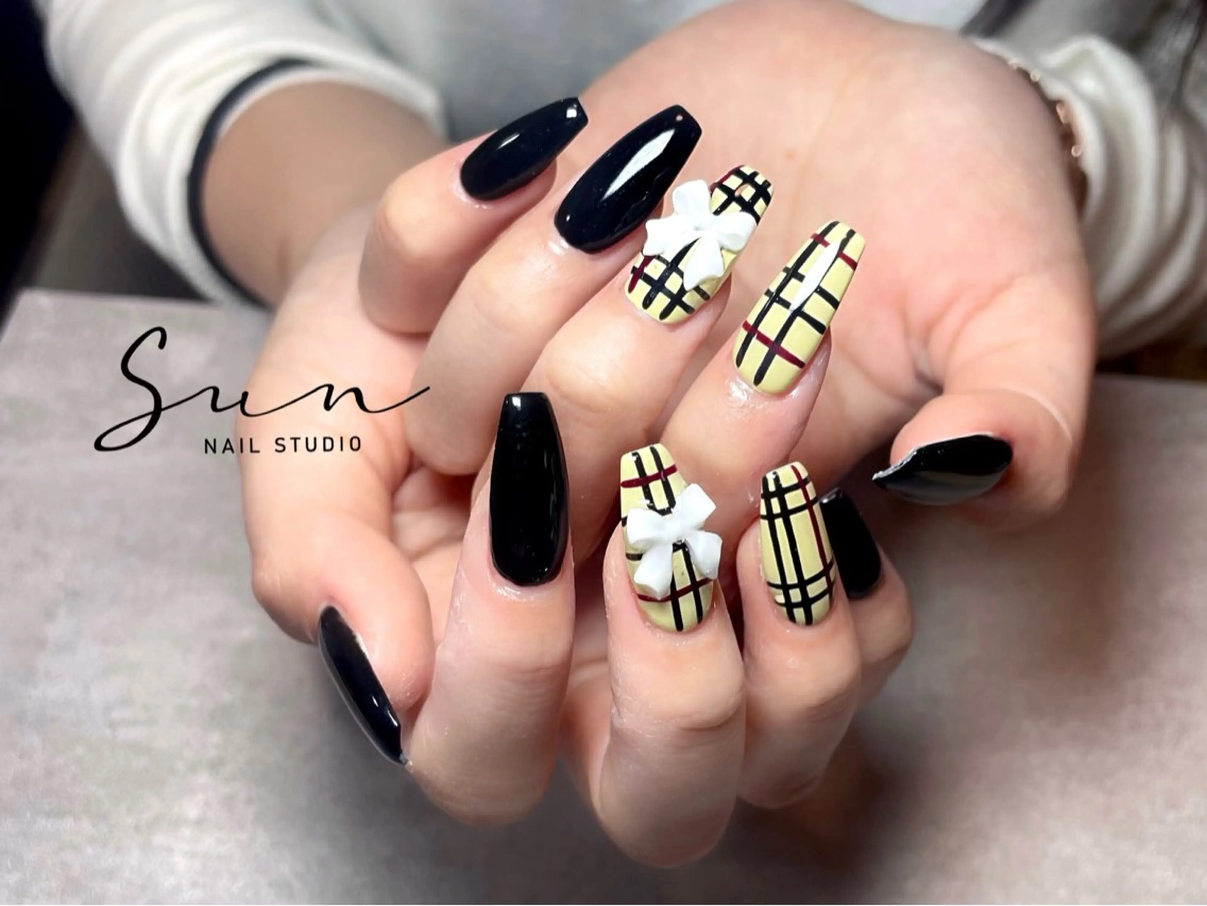 ネイル ハンドネイル ハンドケア SUN nail上本町のネイルデザイン