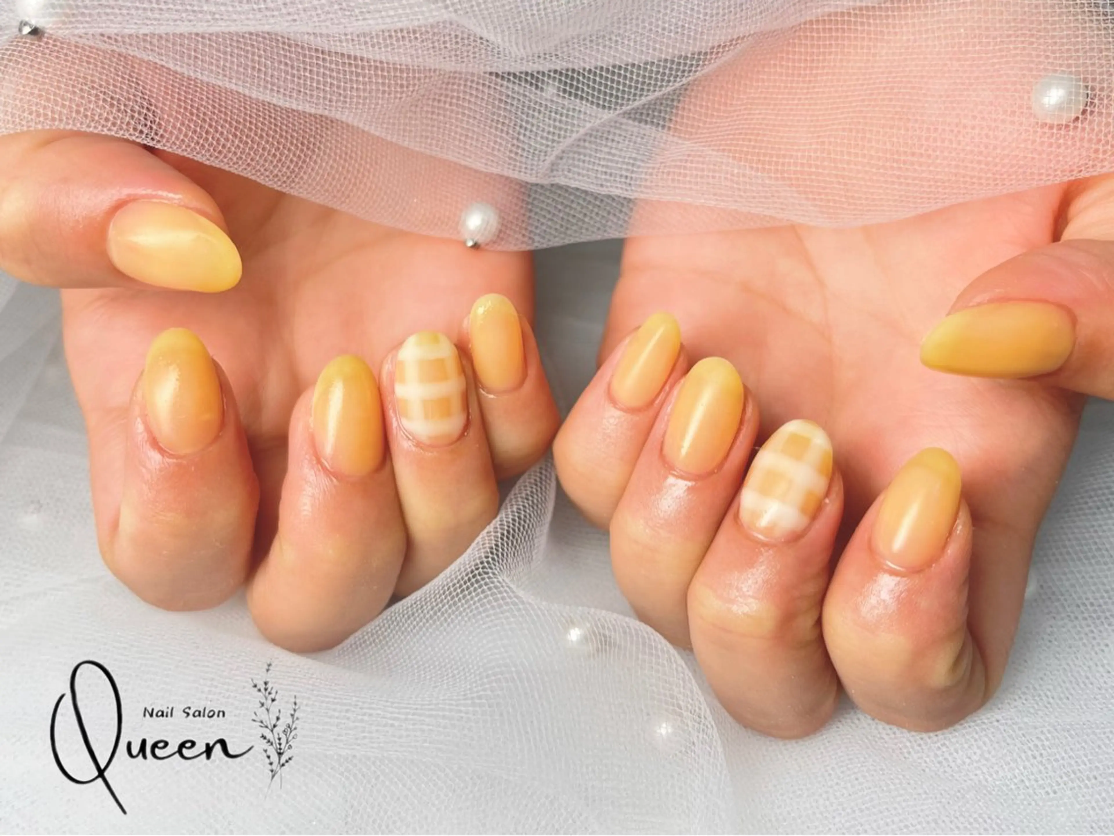 ネイル ハンドネイル Queen nail 北堀江 ASUKAのネイルデザイン