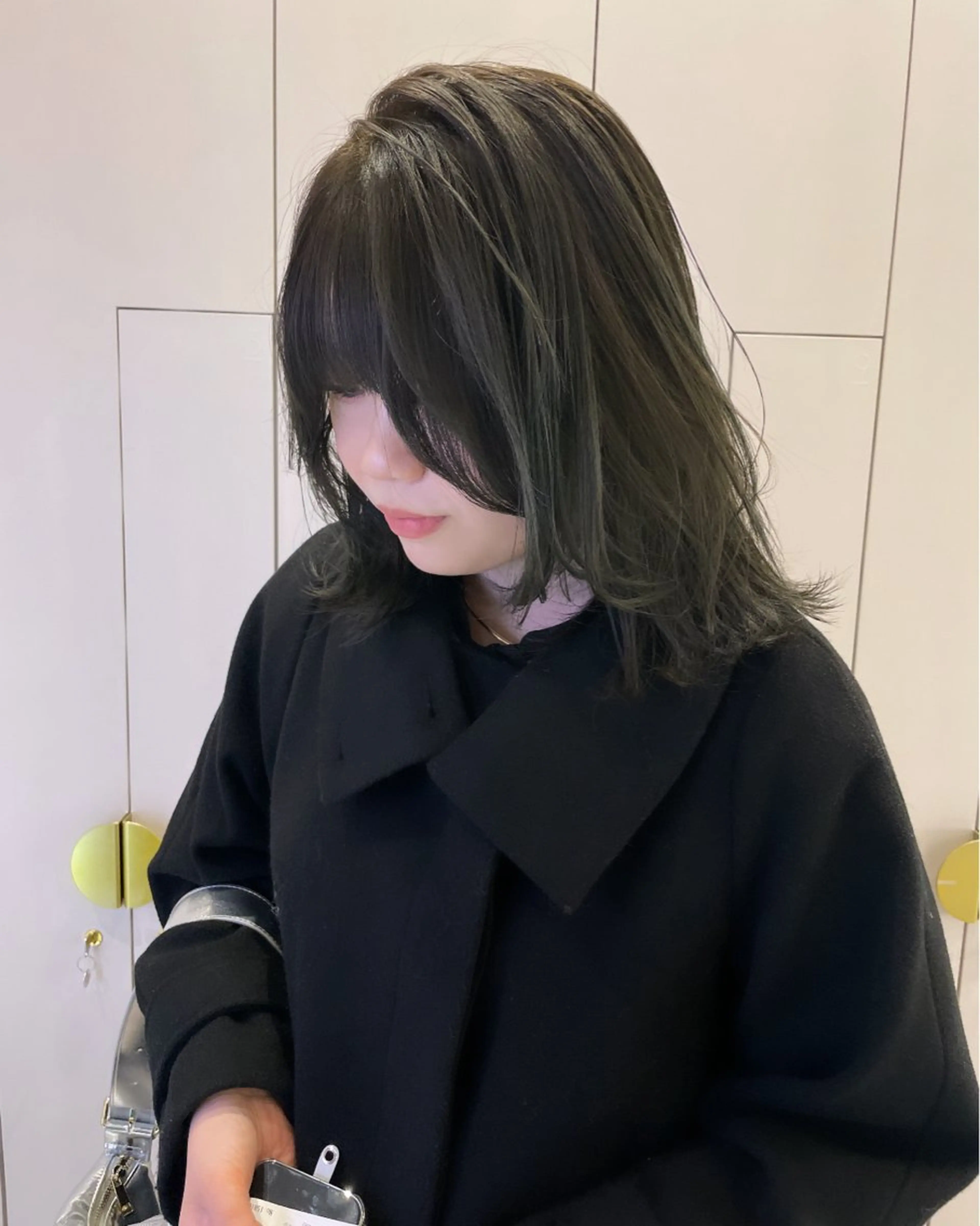 ミディアム カラー ベージュカラー ブリーチ 透明感カラー ブリーチなしカラー オリーブベージュ 暖色/オリーブカラー /中村未来🍒🫒のヘアスタイル
