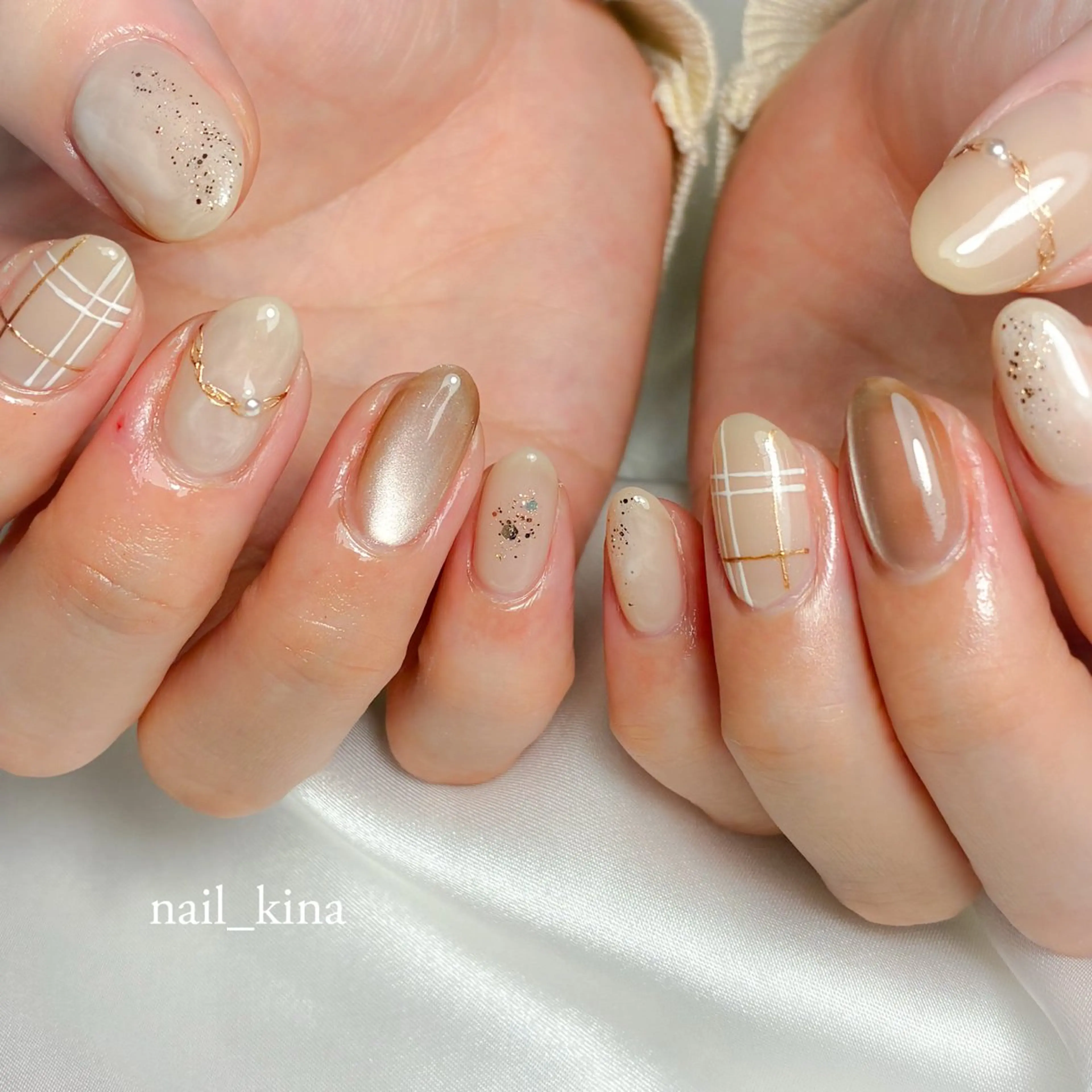 ネイル アートネイル ブラウン ジェルネイル マグネットネイル オフィスネイル ハンドネイル nail_ kinaのネイルデザイン