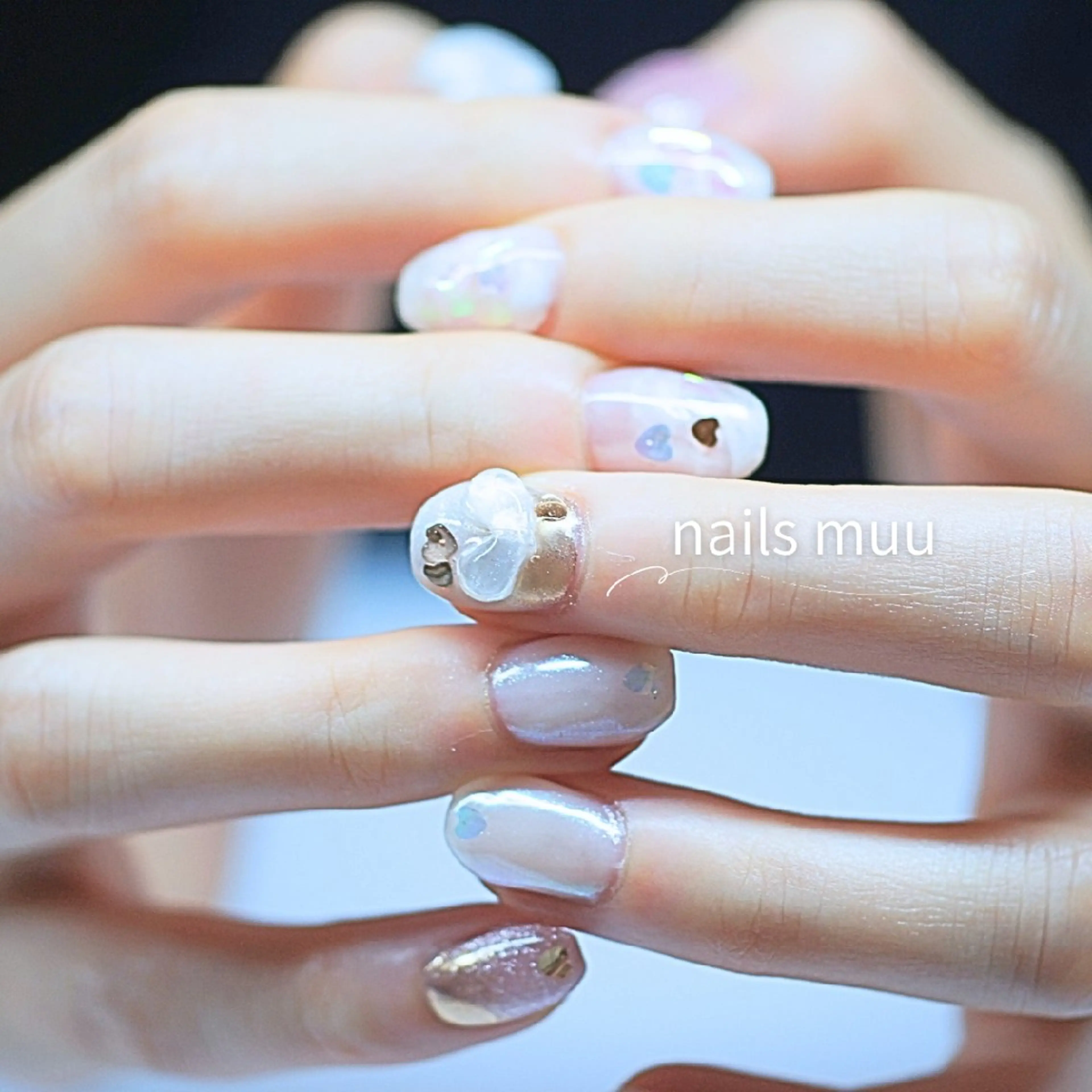 ネイル アートネイル オーロラネイル ハート 氷ネイル・うるうるネイル ホワイト ハンドネイル nails muu まゆのネイルデザイン