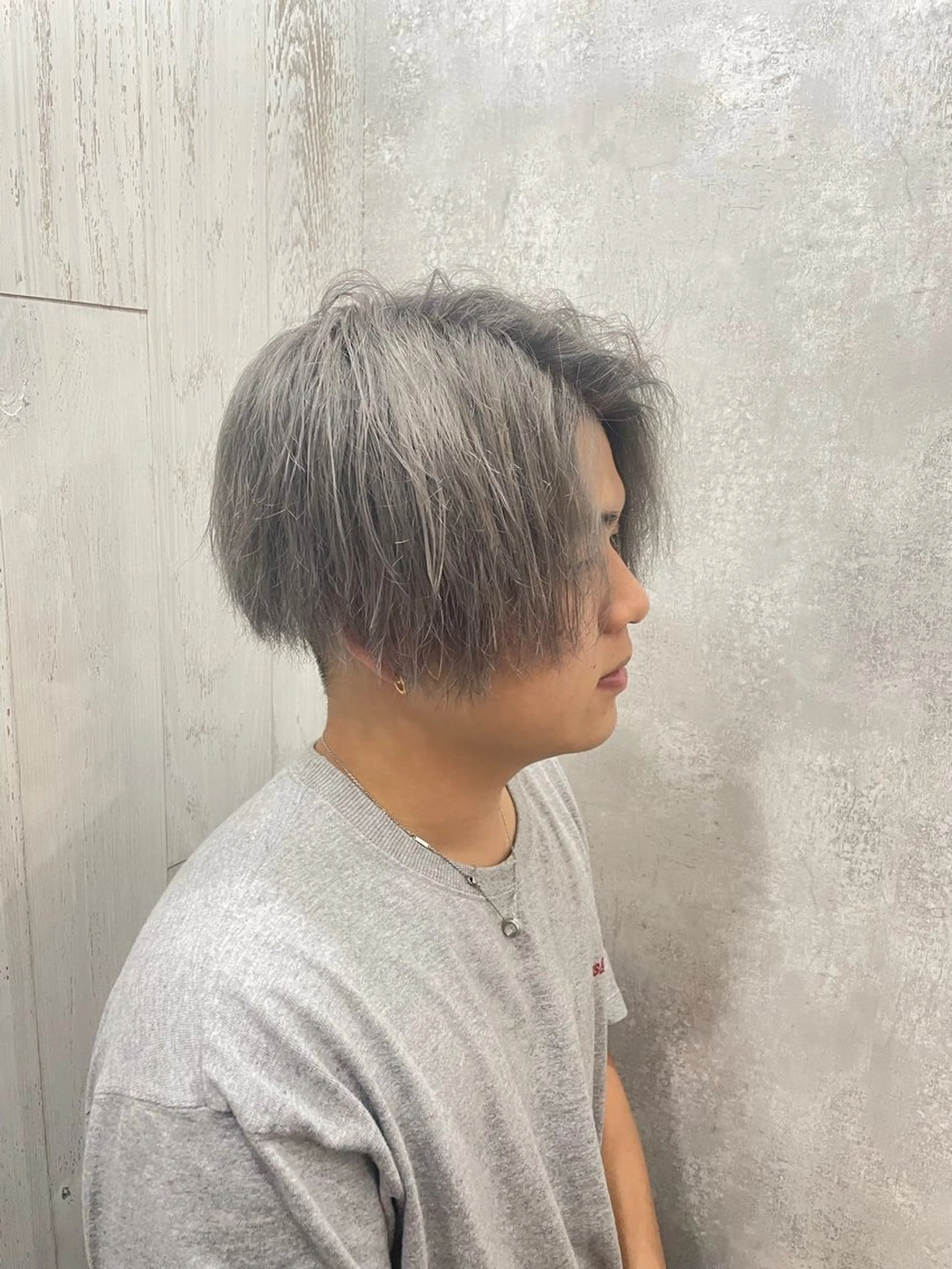 ショート カラー メンズ カット ヘアカラー 高井 柊のヘアスタイル