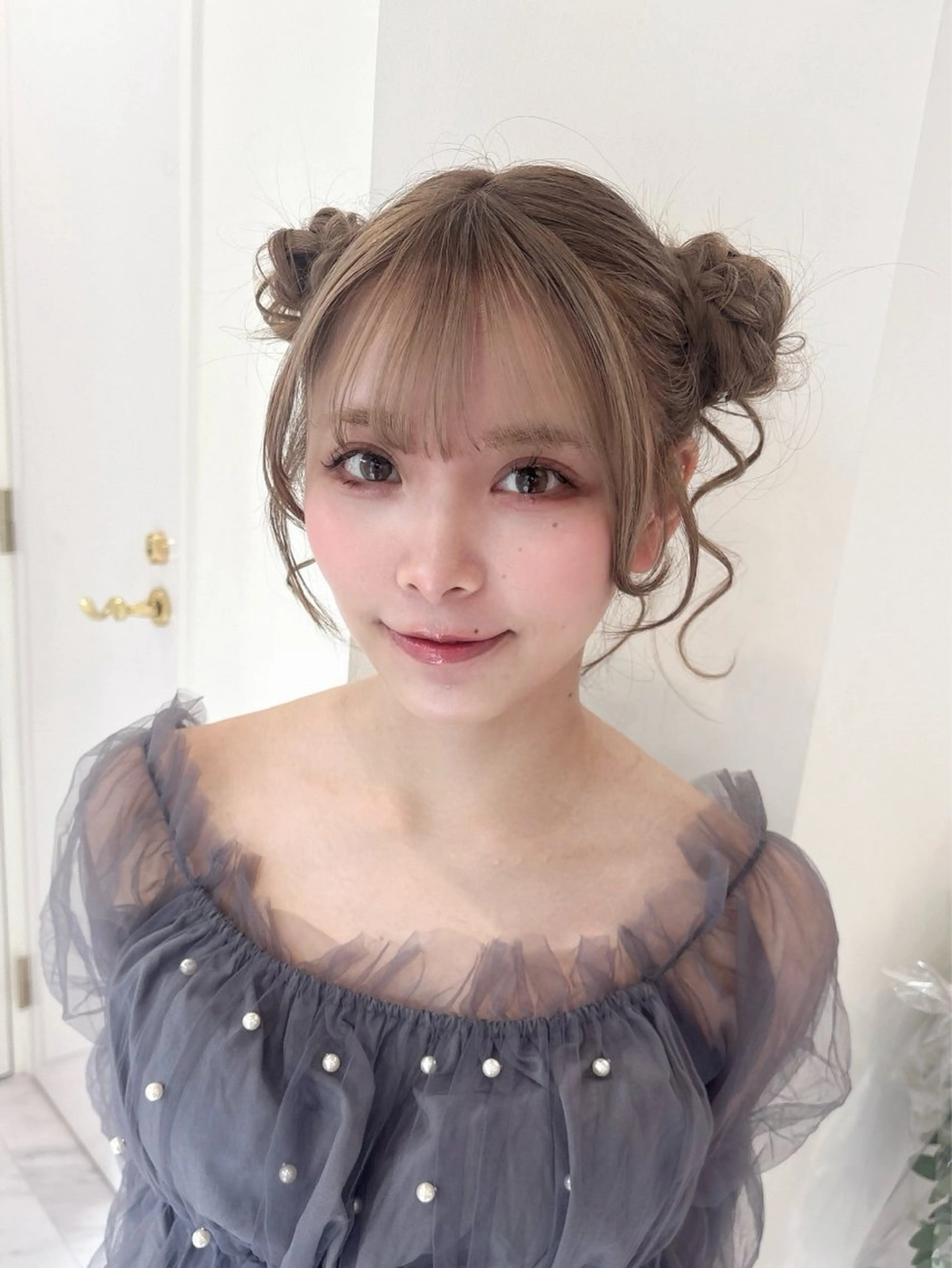 ロング ヘアアレンジ お団子ヘア ヘアセット Ayu🍯/名駅/ブ リーチカラー/ヘアメのヘアスタイル