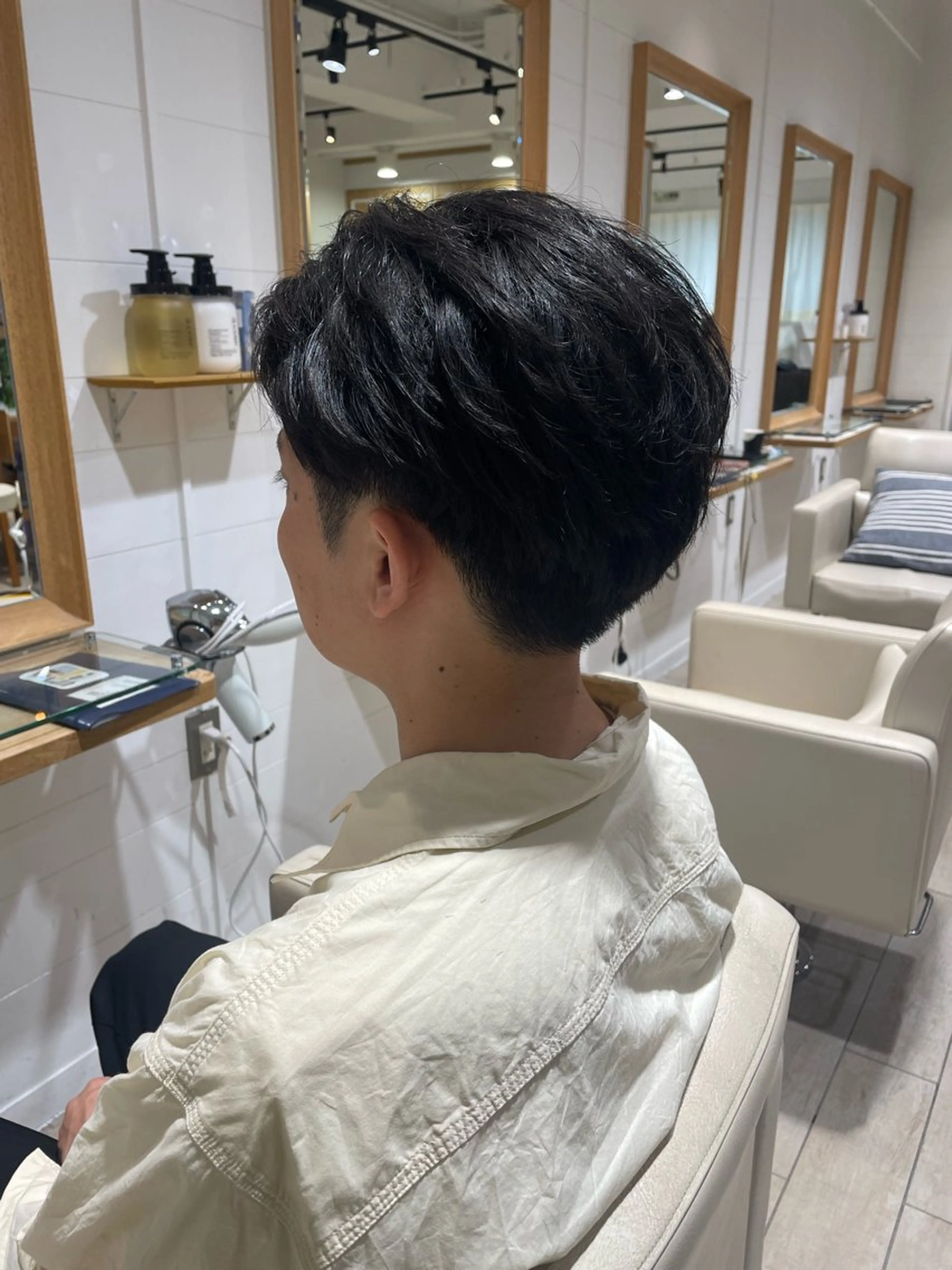 メンズ スズキ マリのヘアスタイル