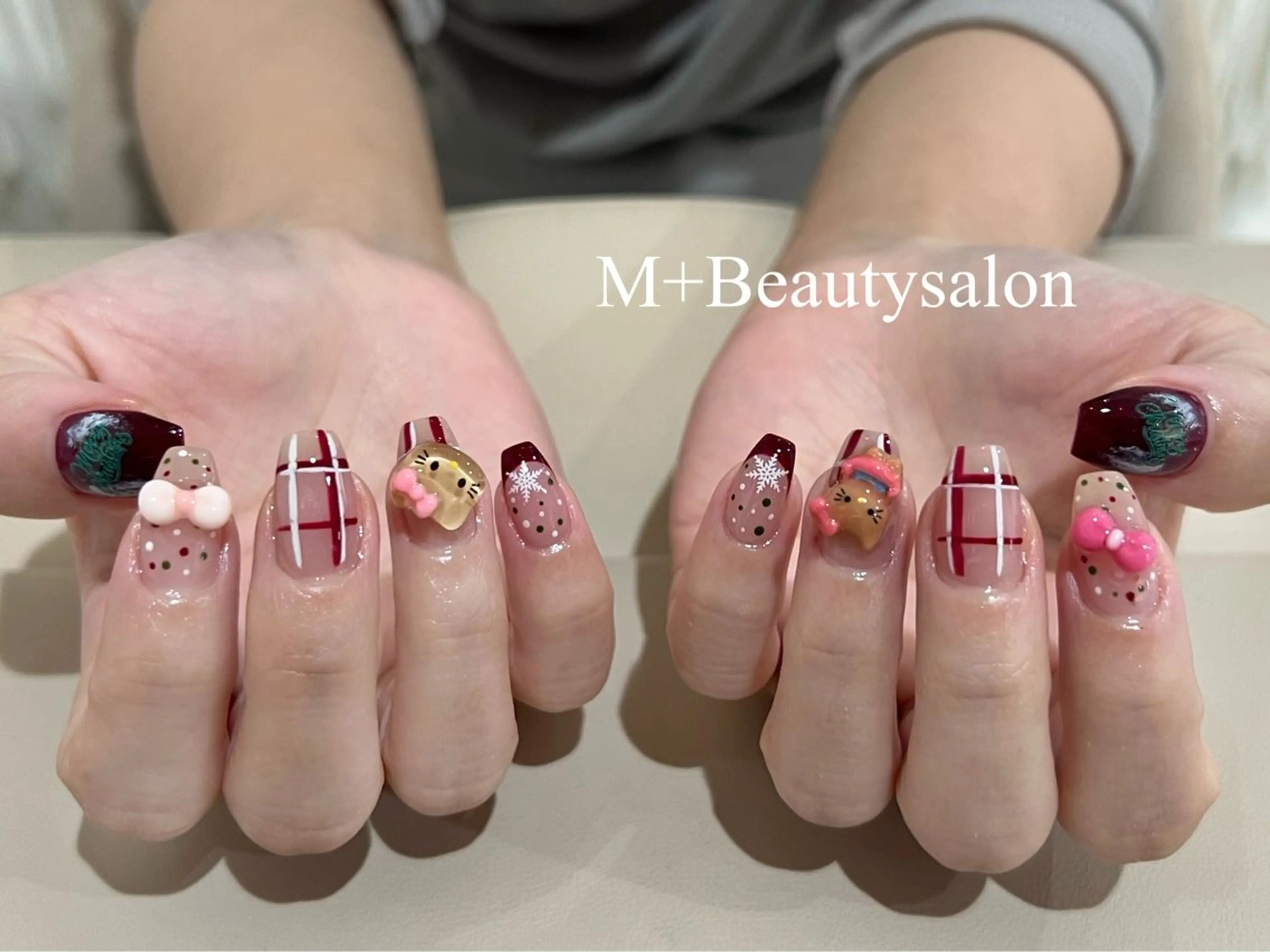 ネイル M+  Beauty Salonのネイルデザイン