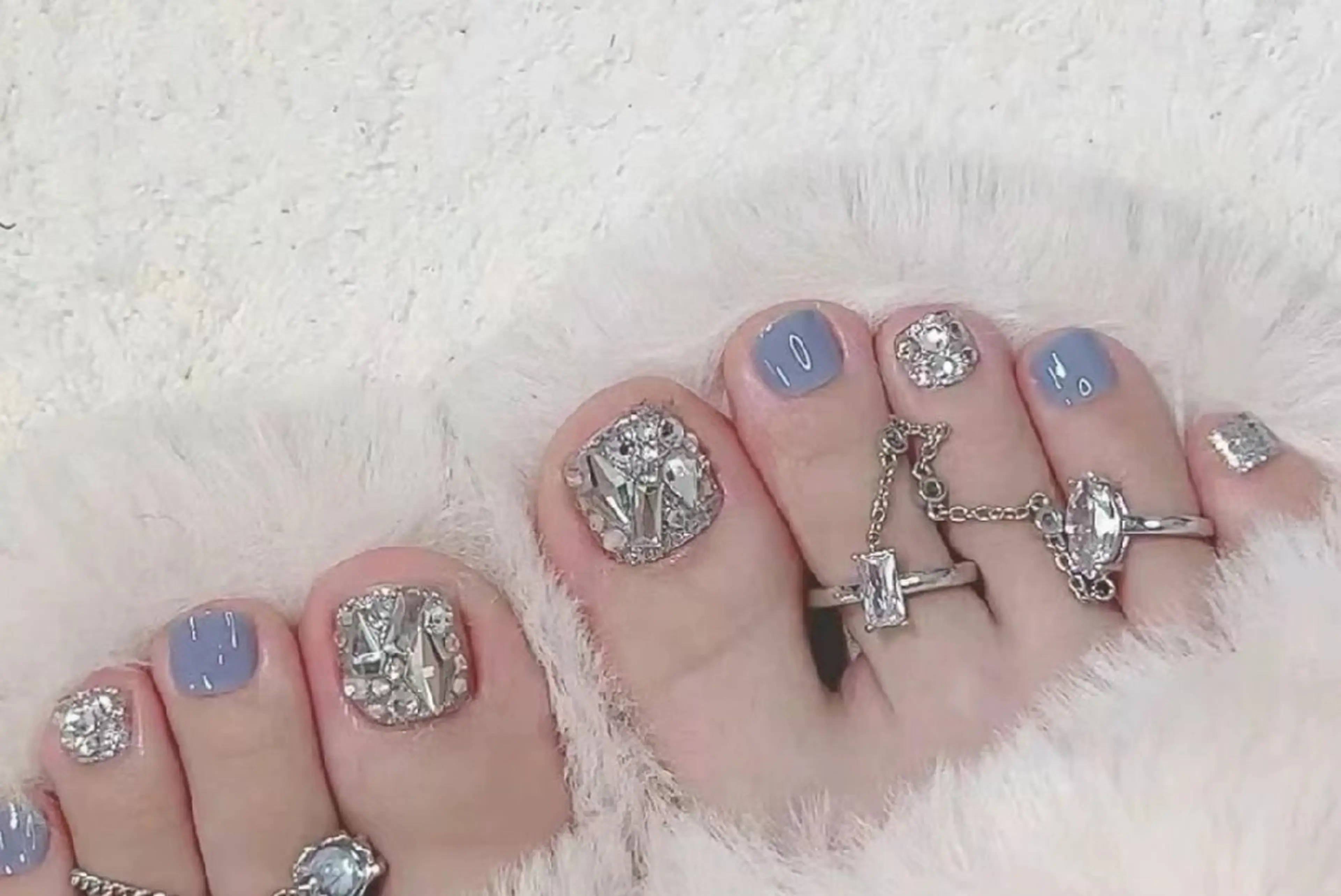 ネイル フットネイル ネイリストゆか💅 長さだし、深爪矯正のネイルデザイン