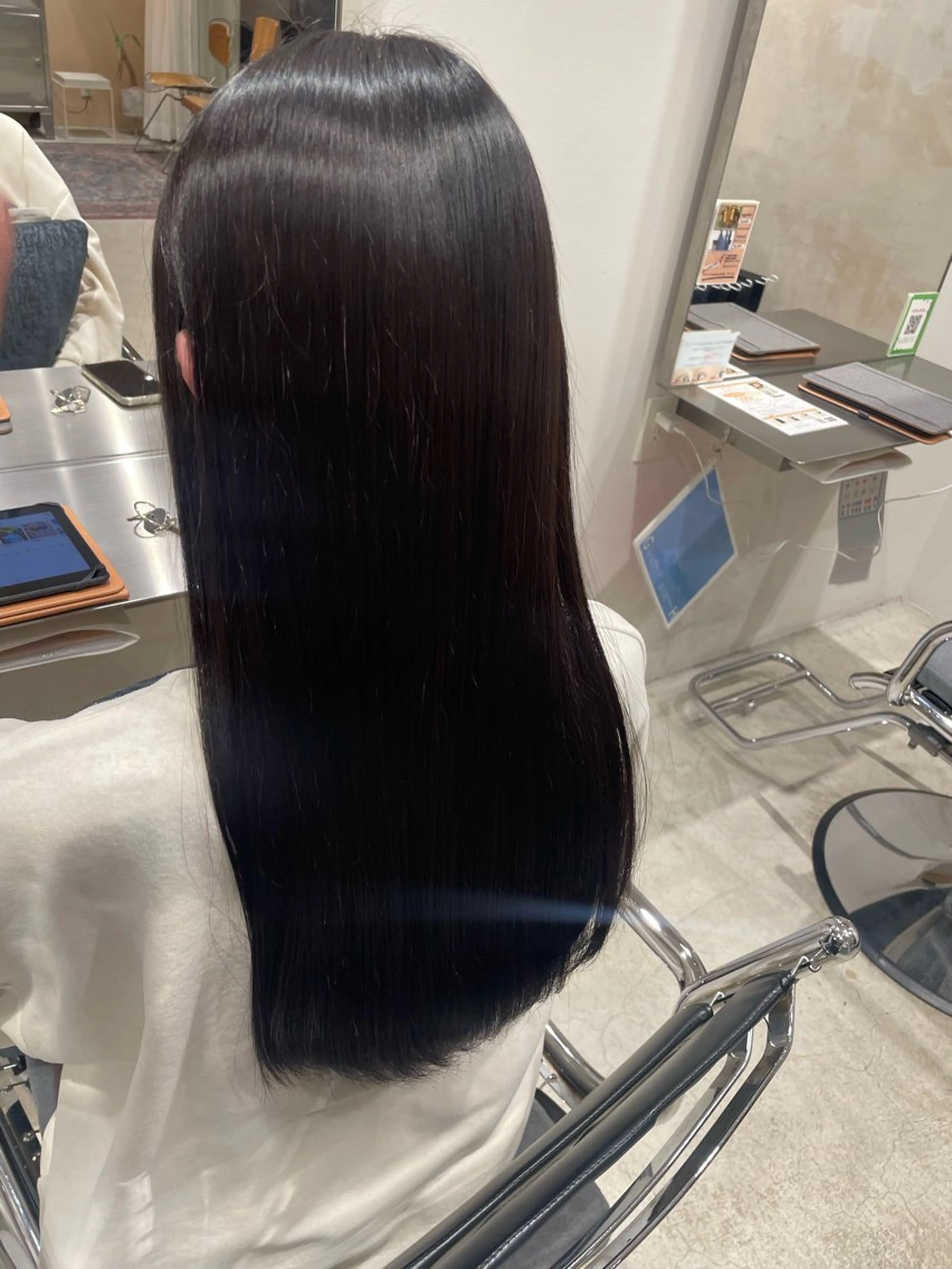カラー 黒髪 透明感カラー 谷口 優奈のヘアスタイル