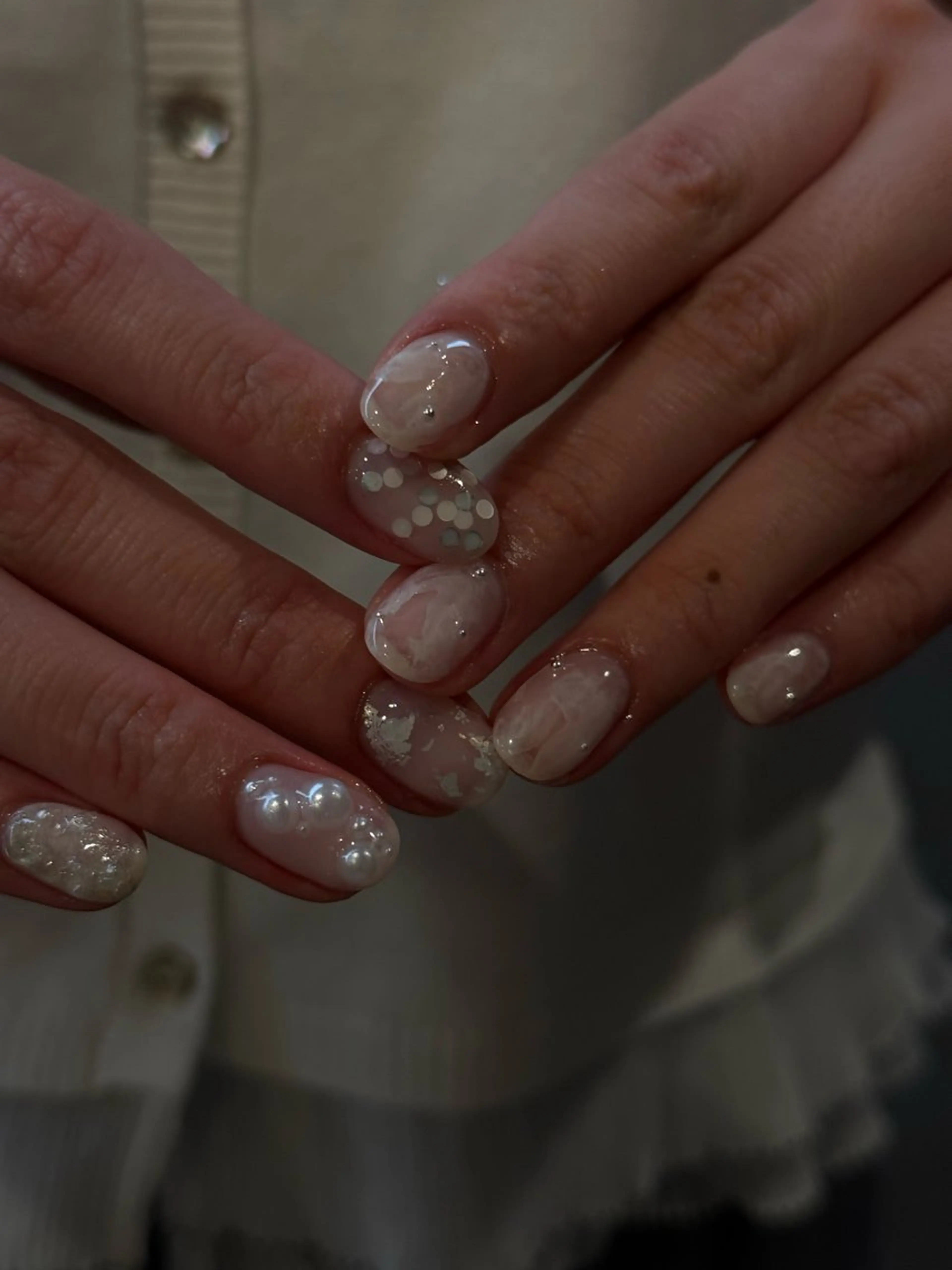 ネイル カジュアル クリアネイル ニュアンスネイル シンプルネイル ホワイト ハンドネイル filonnail /　kotoneのネイルデザイン