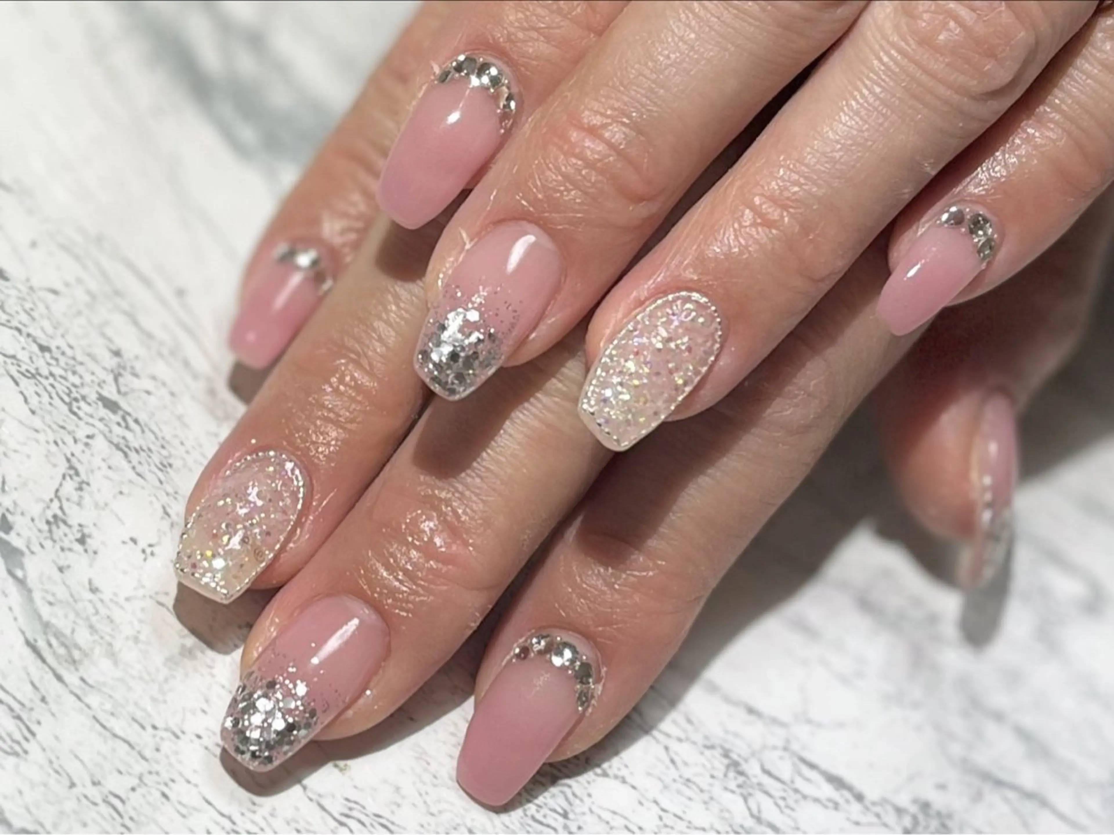 ネイル フットネイル ニュアンスネイル シンプルネイル 冬ネイル ネイル フフラ所属・nail fufla ♡yamane♡のネイルデザイン