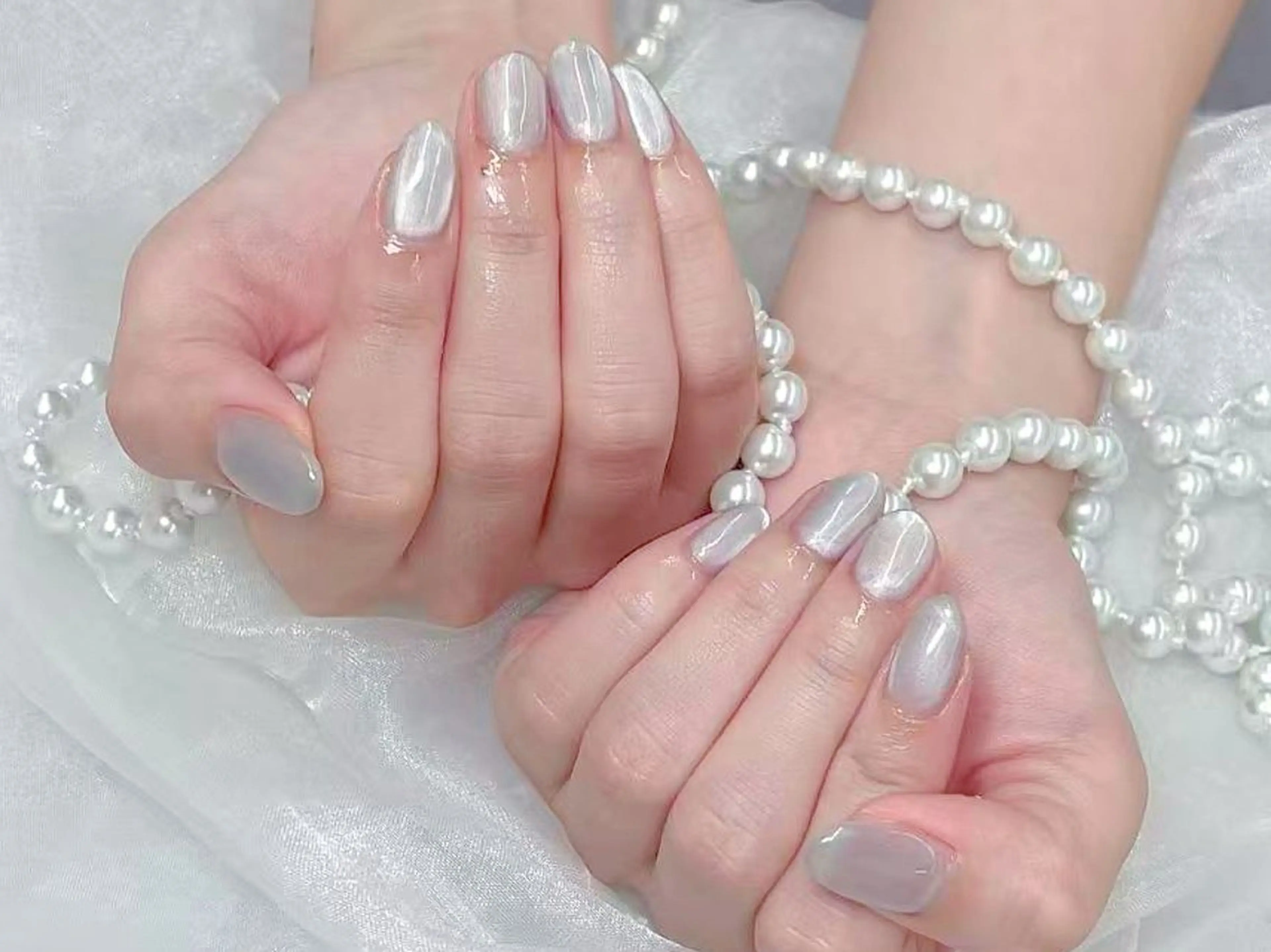 ネイル オーロラネイル フレンチネイル グラデーション 韓国ネイル マグネットネイル ハンドネイル NOA NAILのネイルデザイン