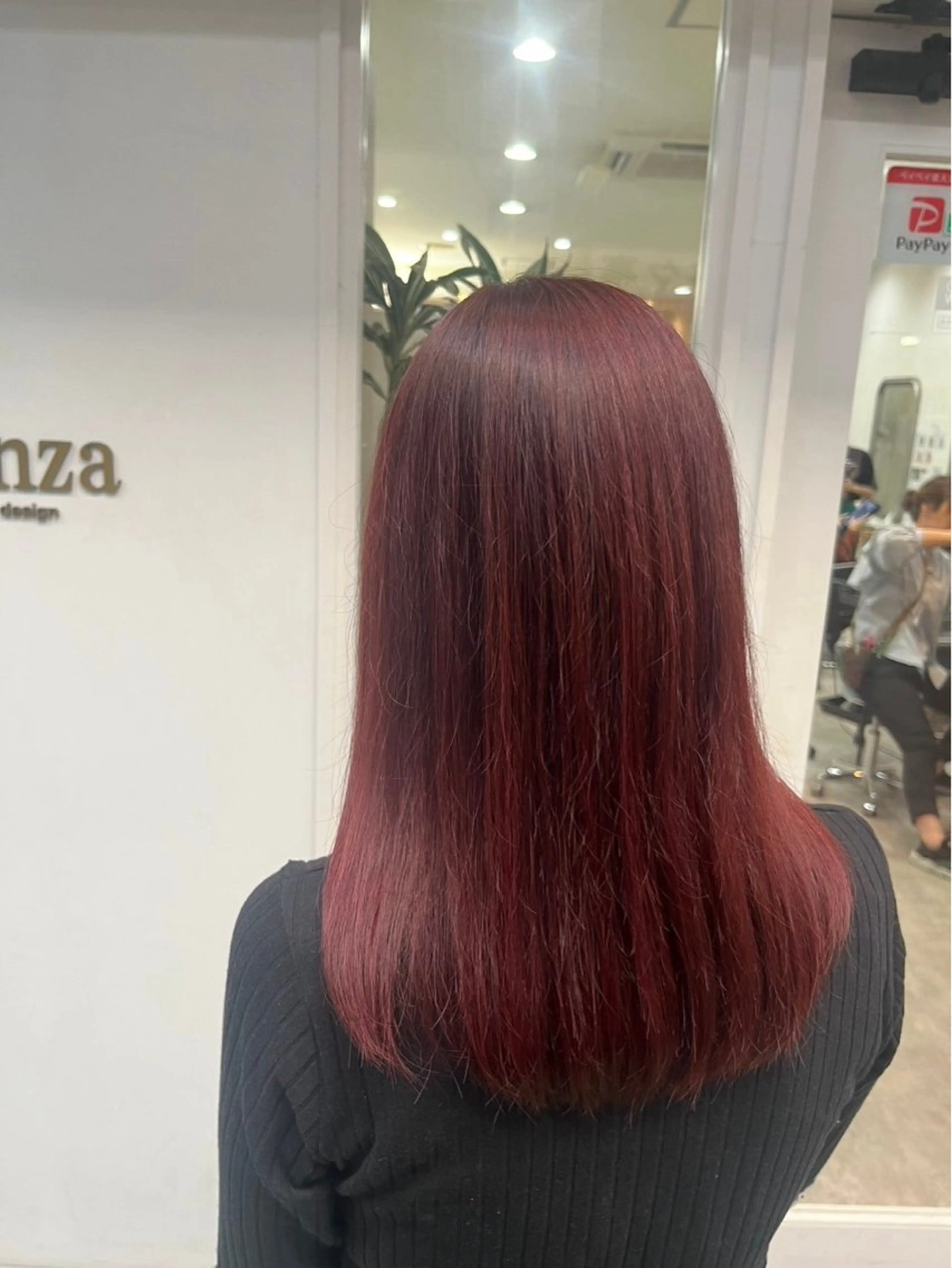 ロング カラー 生尾 虹水のヘアスタイル