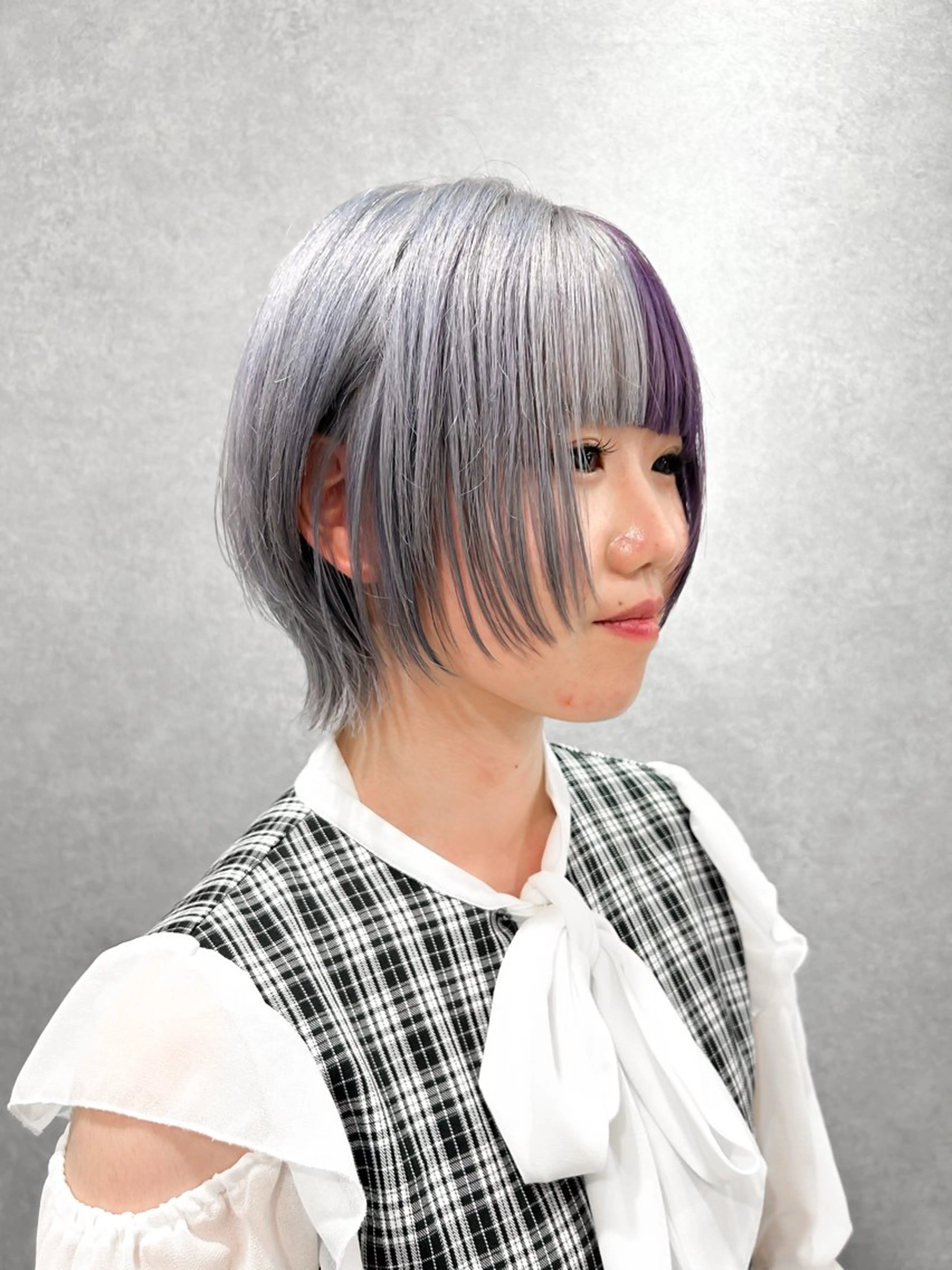 ショート カラー ハイトーン/ ウルフ/suzuhaのヘアスタイル