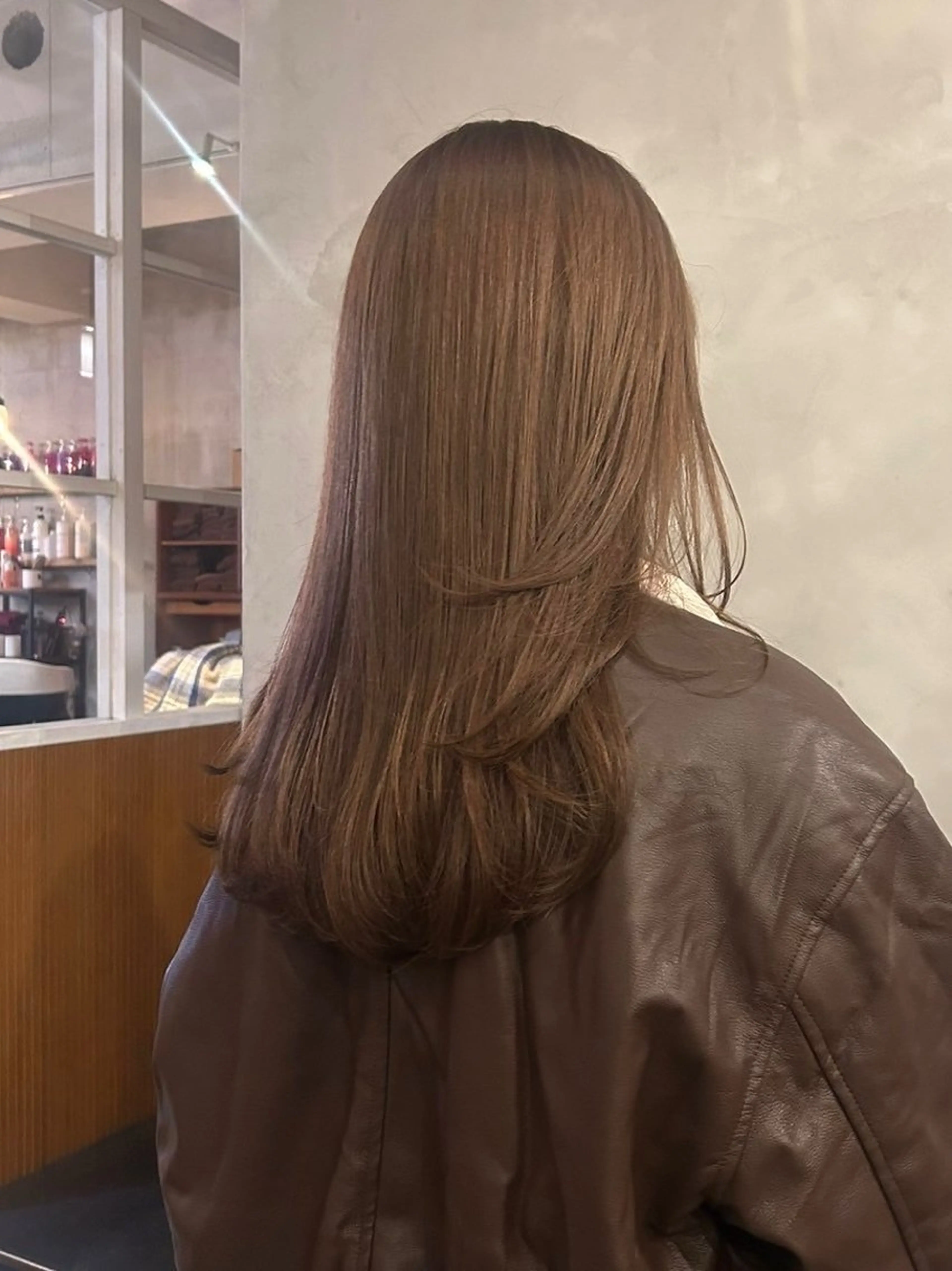 ロング カラー 野﨑 美羽のヘアスタイル