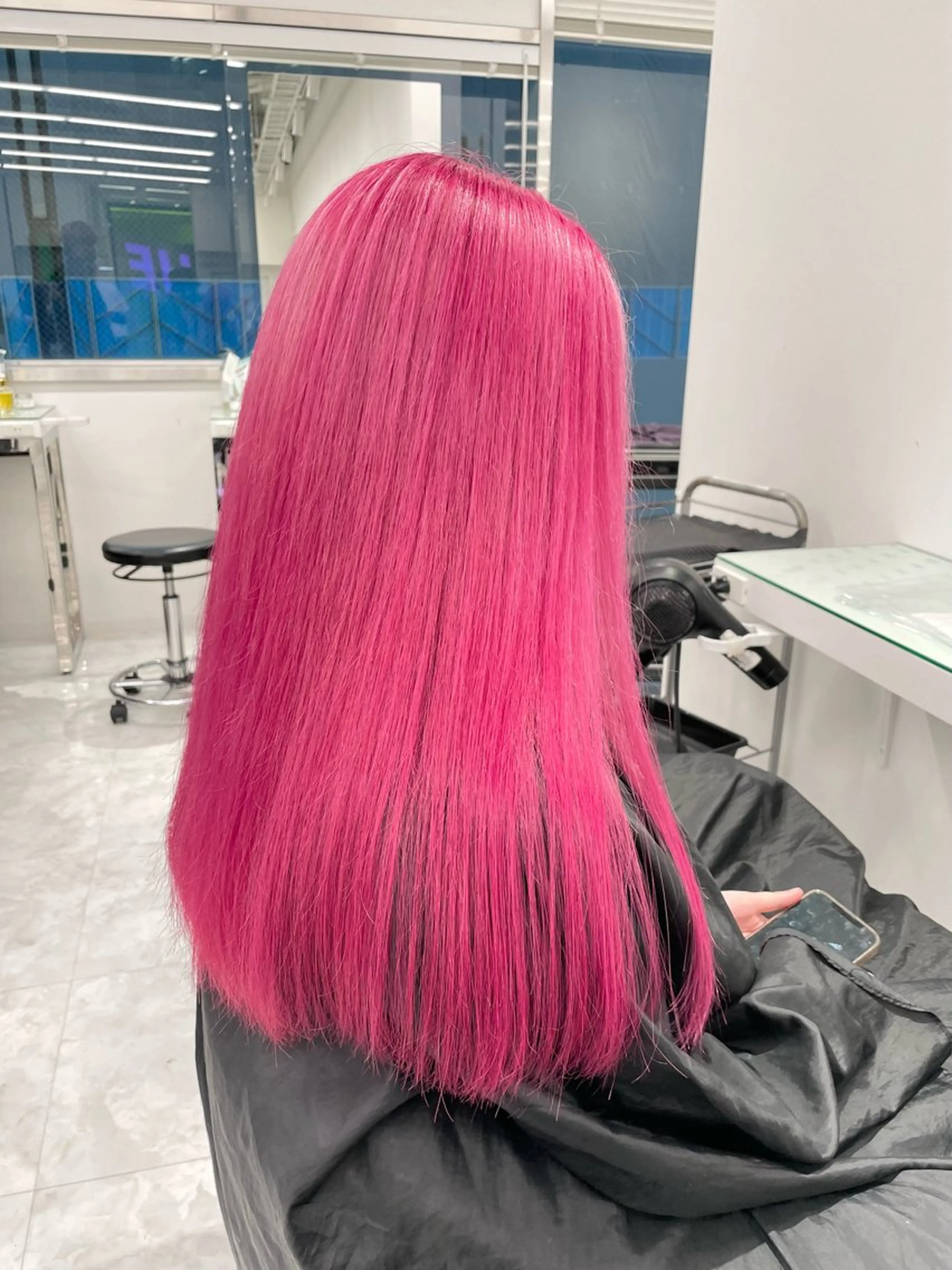 セミロング カラー ヘアカラー 🤍💕ブリーチカラ ーAyaka💕🤍のヘアスタイル