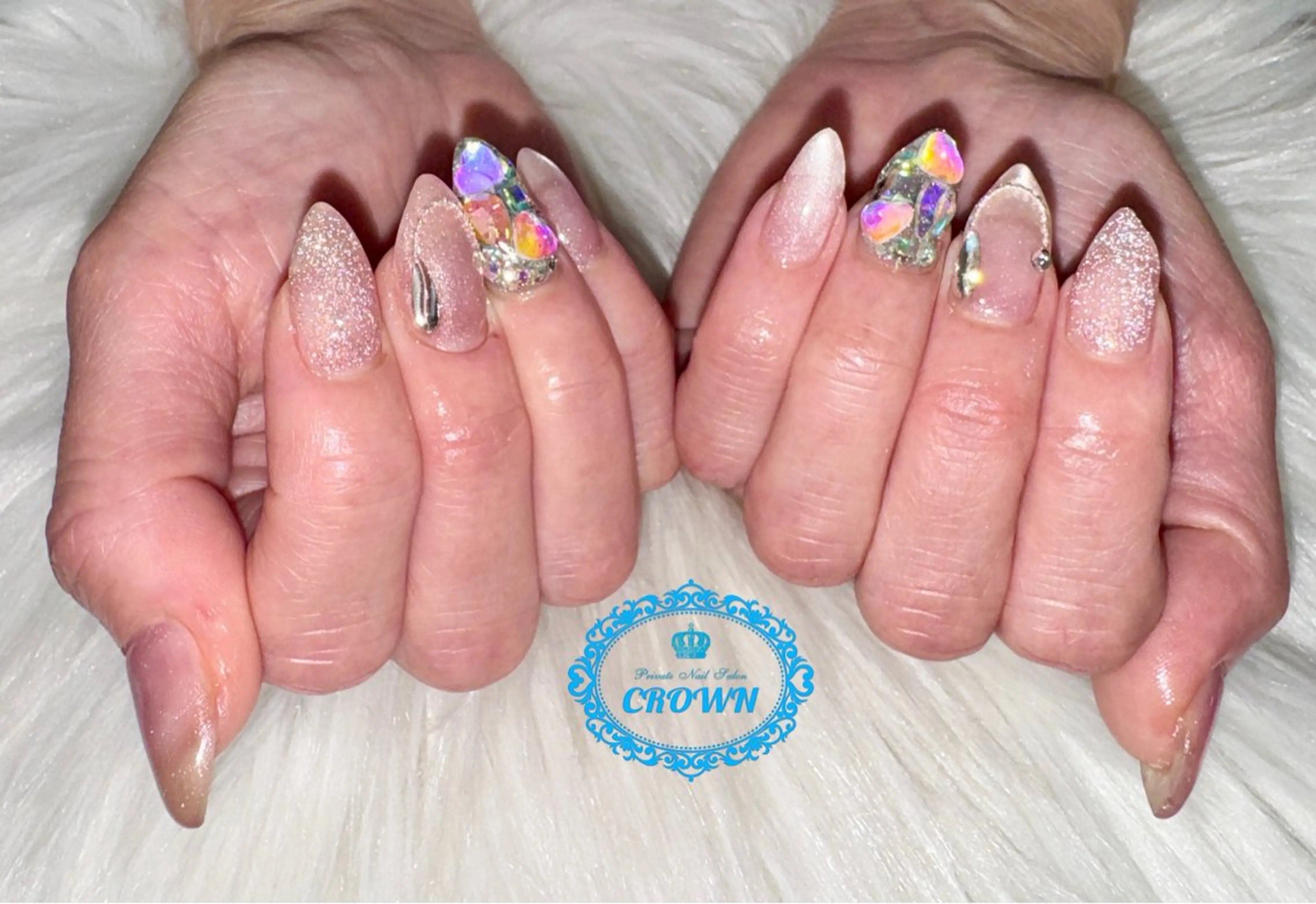 ネイル CROWN プライベートサロンのネイルデザイン