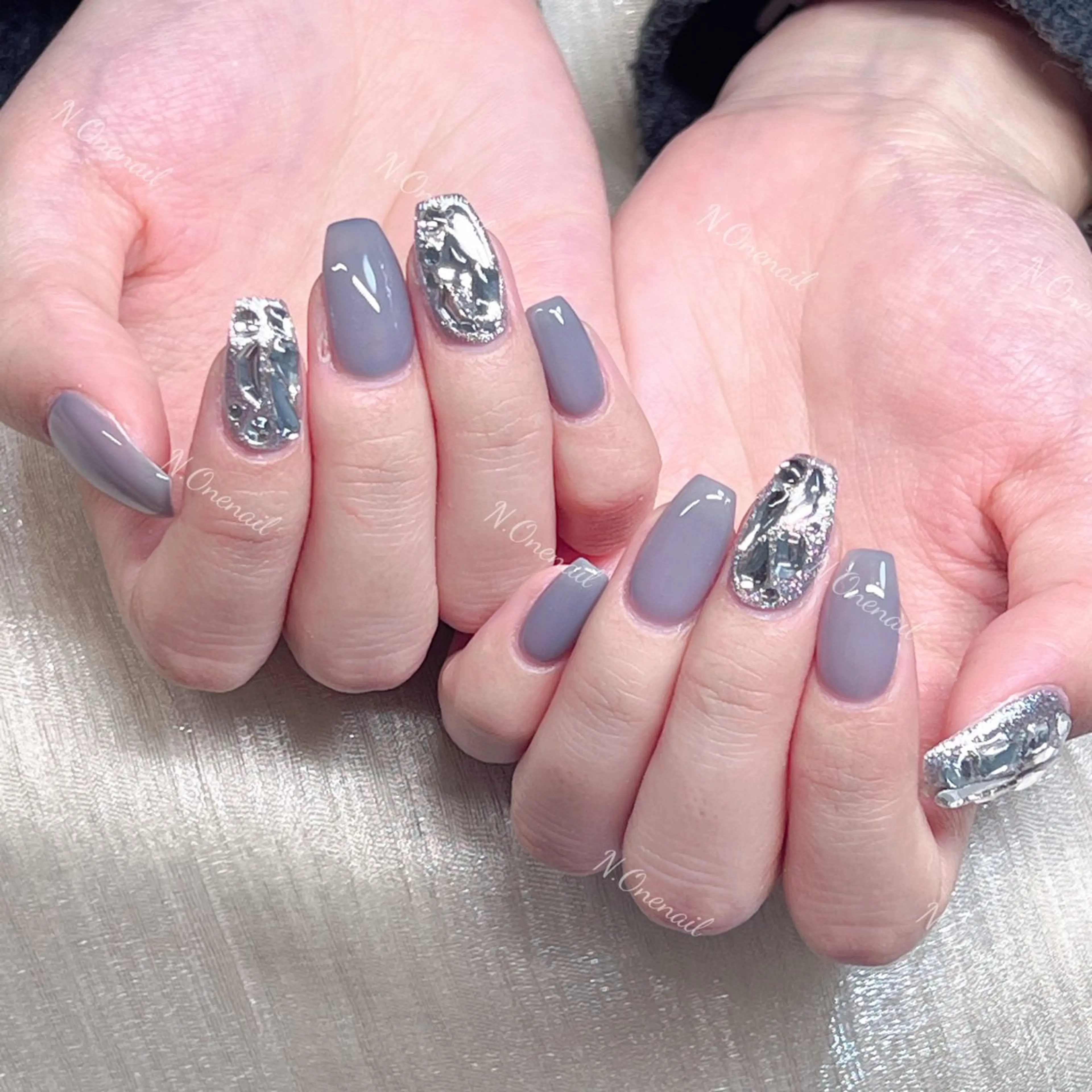 【Hand】シンプル持ち込みデザイン4本¥6280の写真