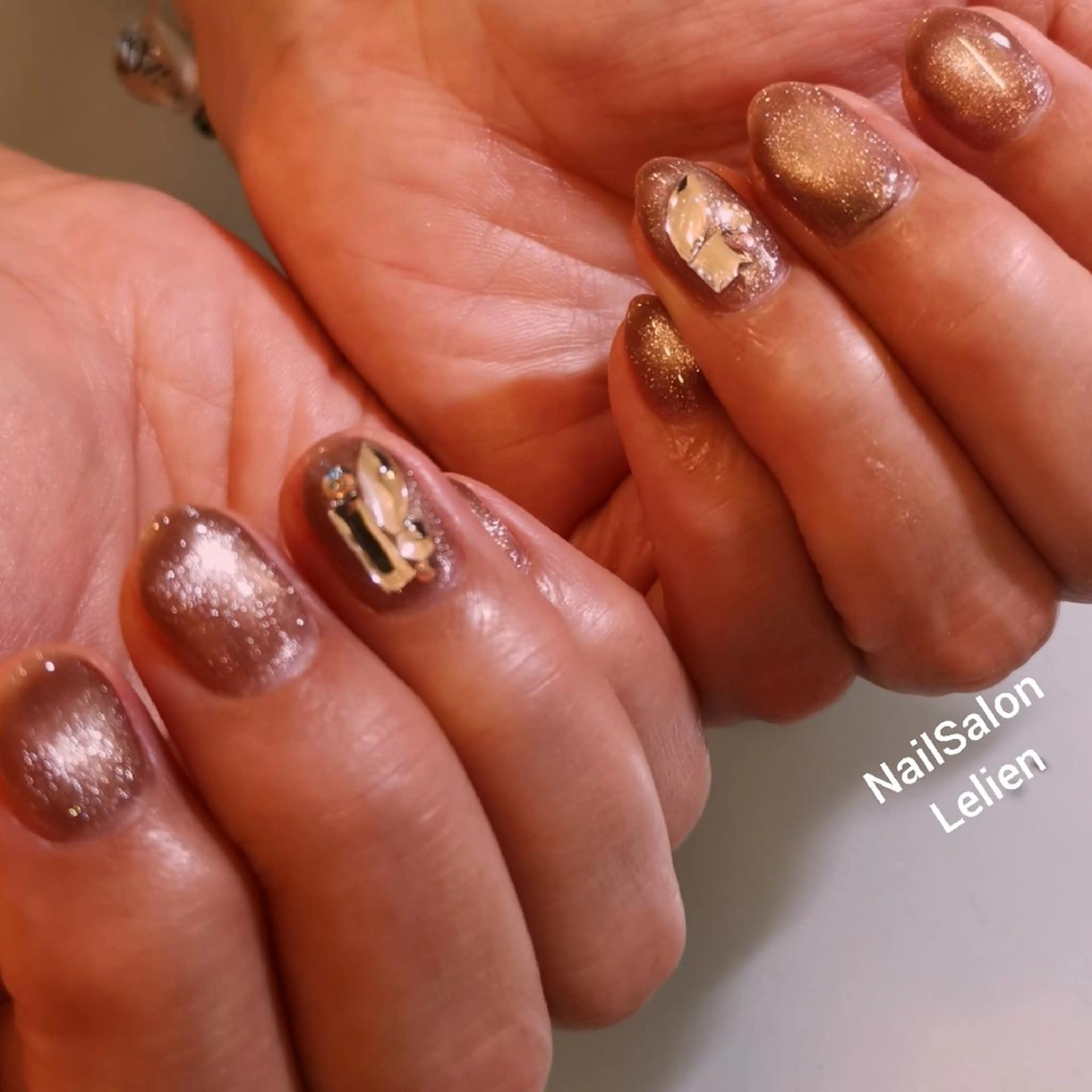 ネイル ストーンネイル 人気エリア💖完全個室【ルリエ】所属・ネイルサロン Lelienルリエのネイルデザイン