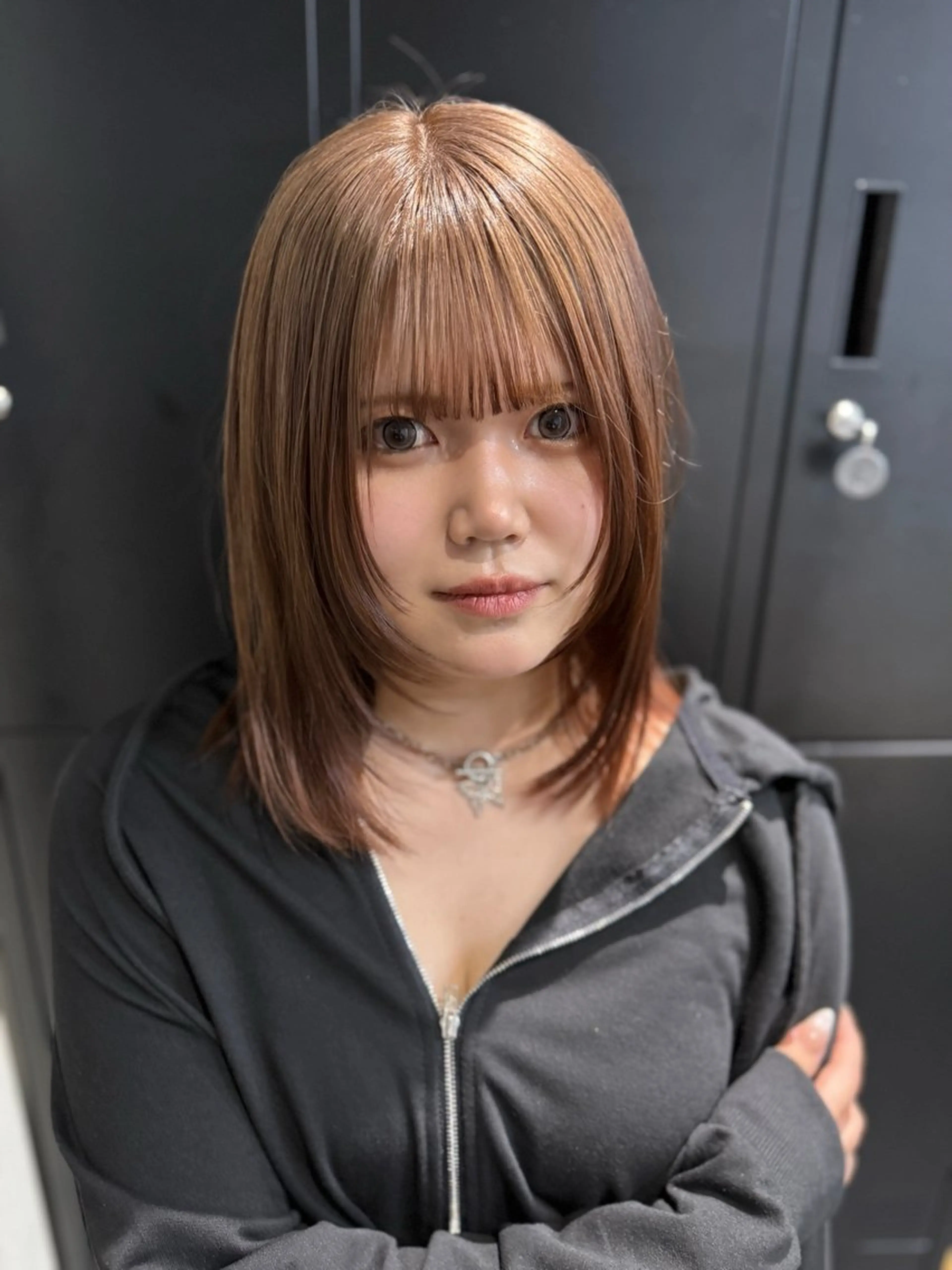 セミロング カラー ベージュカラー レイヤーカット Null原宿店所属・原 優季のヘアスタイル