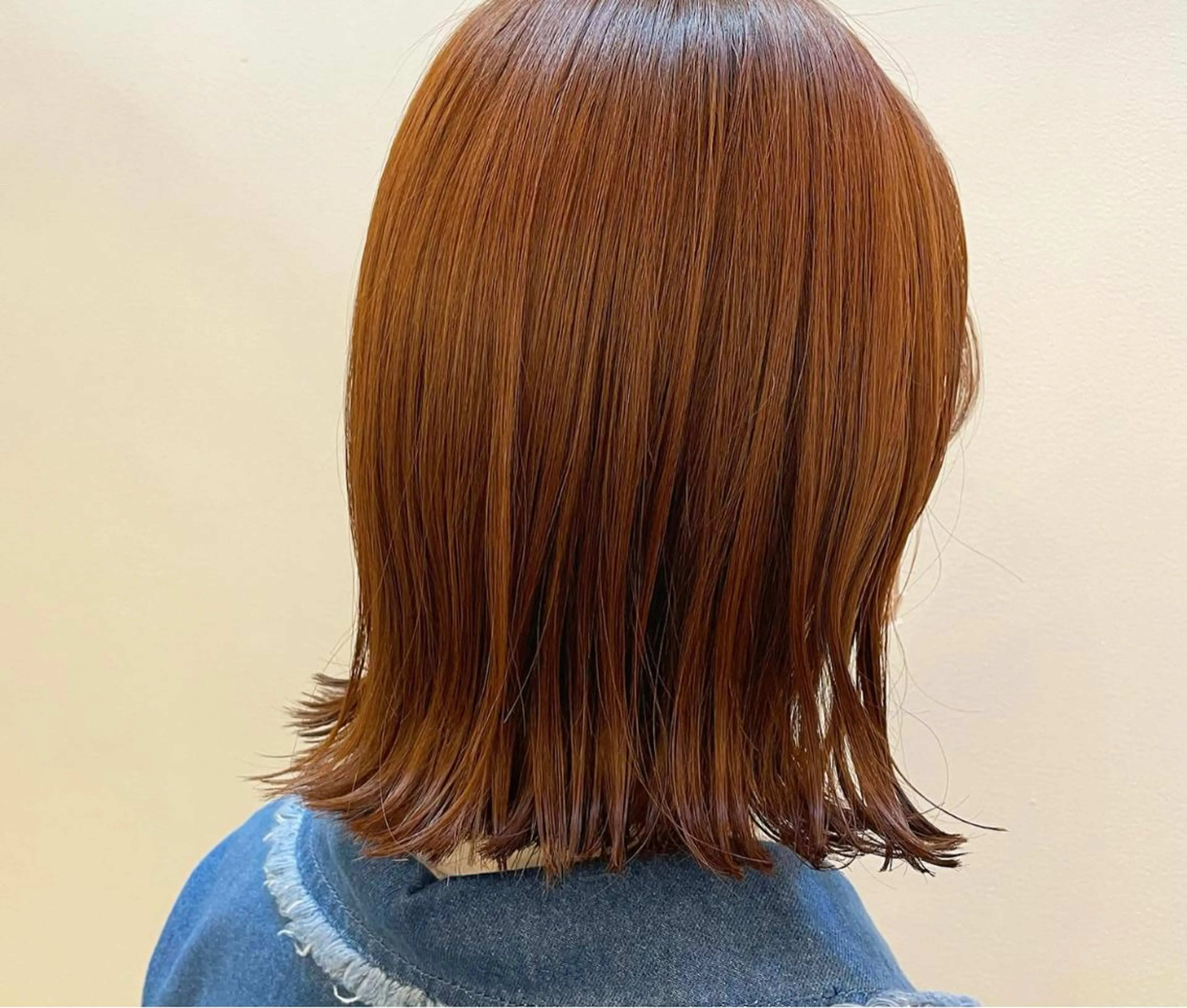 ミディアム カラー カット ヘアカラー トリートメント 坂田 友梨奈のヘアスタイル