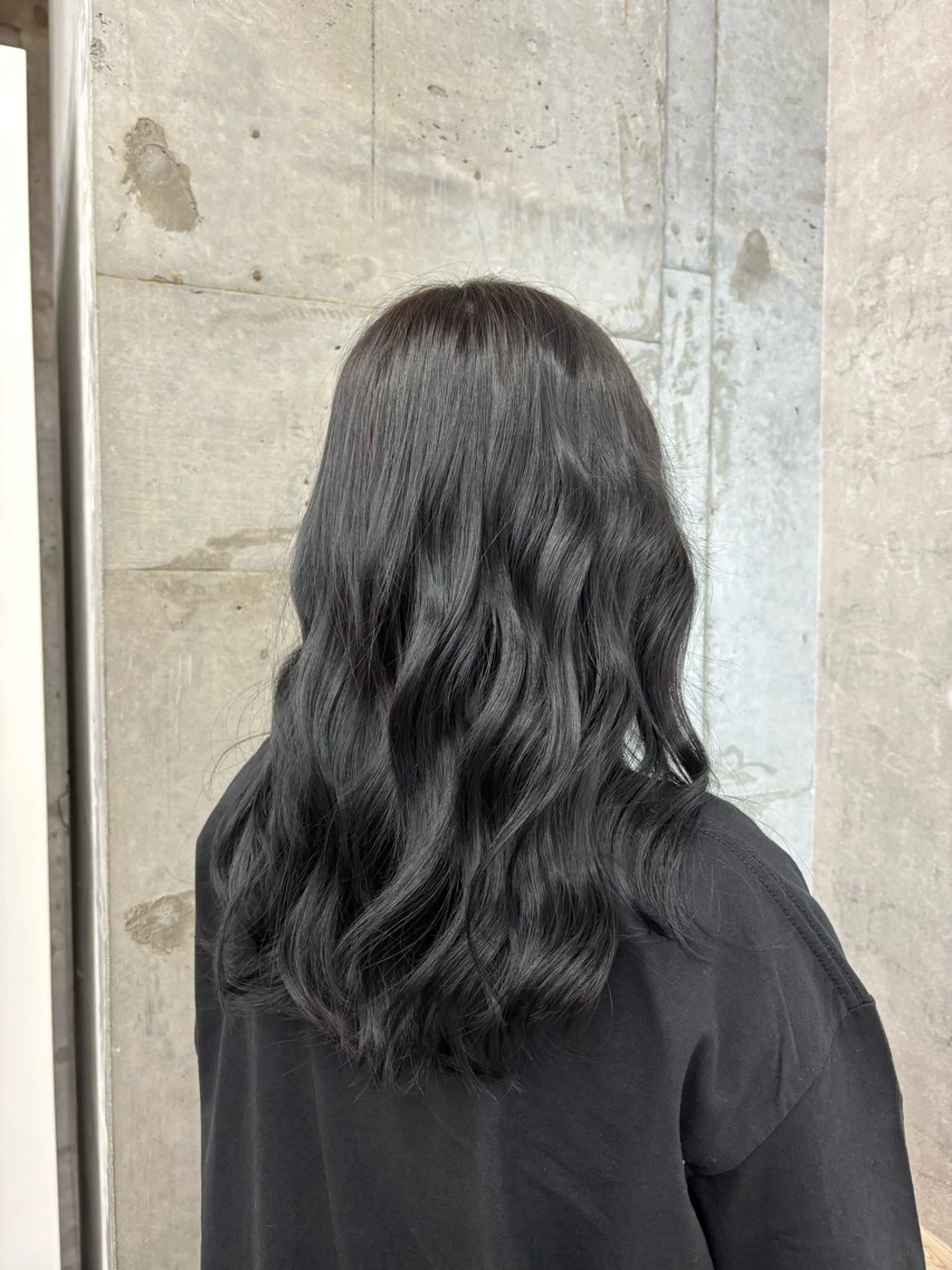 ロング カラー 長谷川 日南のヘアスタイル